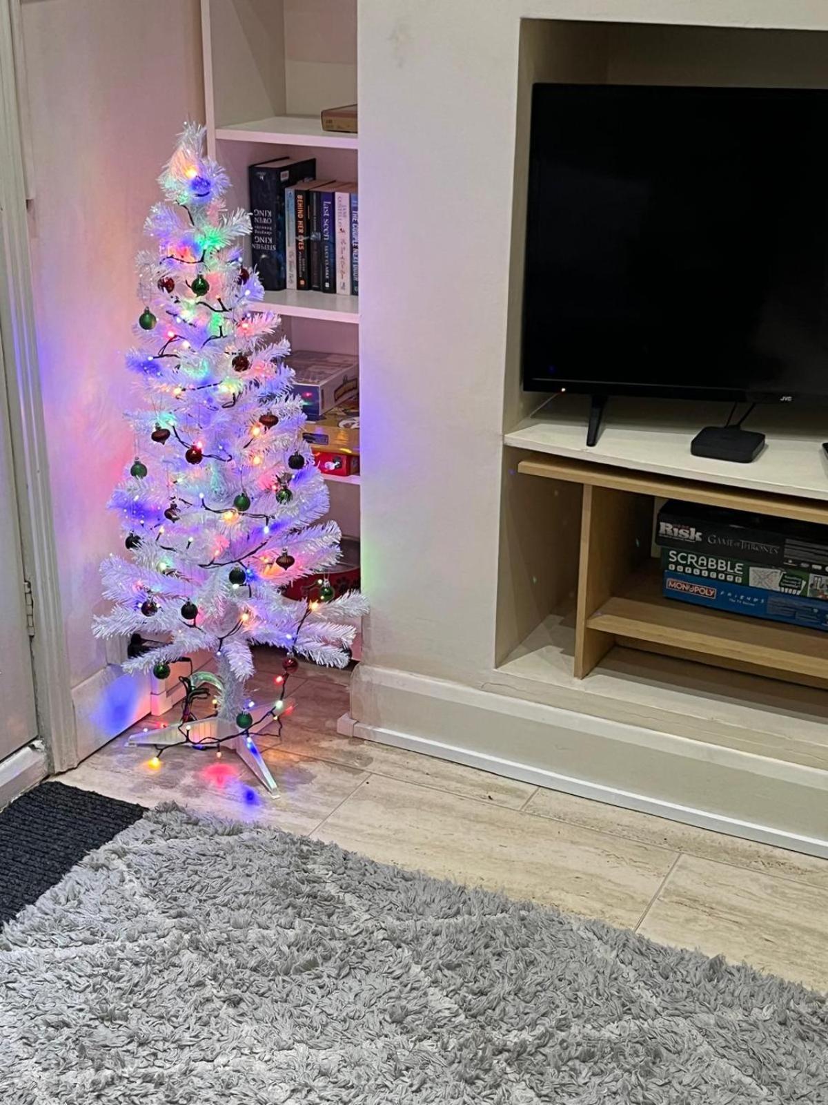 4 Bedroom Ground Floor For Up To 7 Guests Lejlighed London