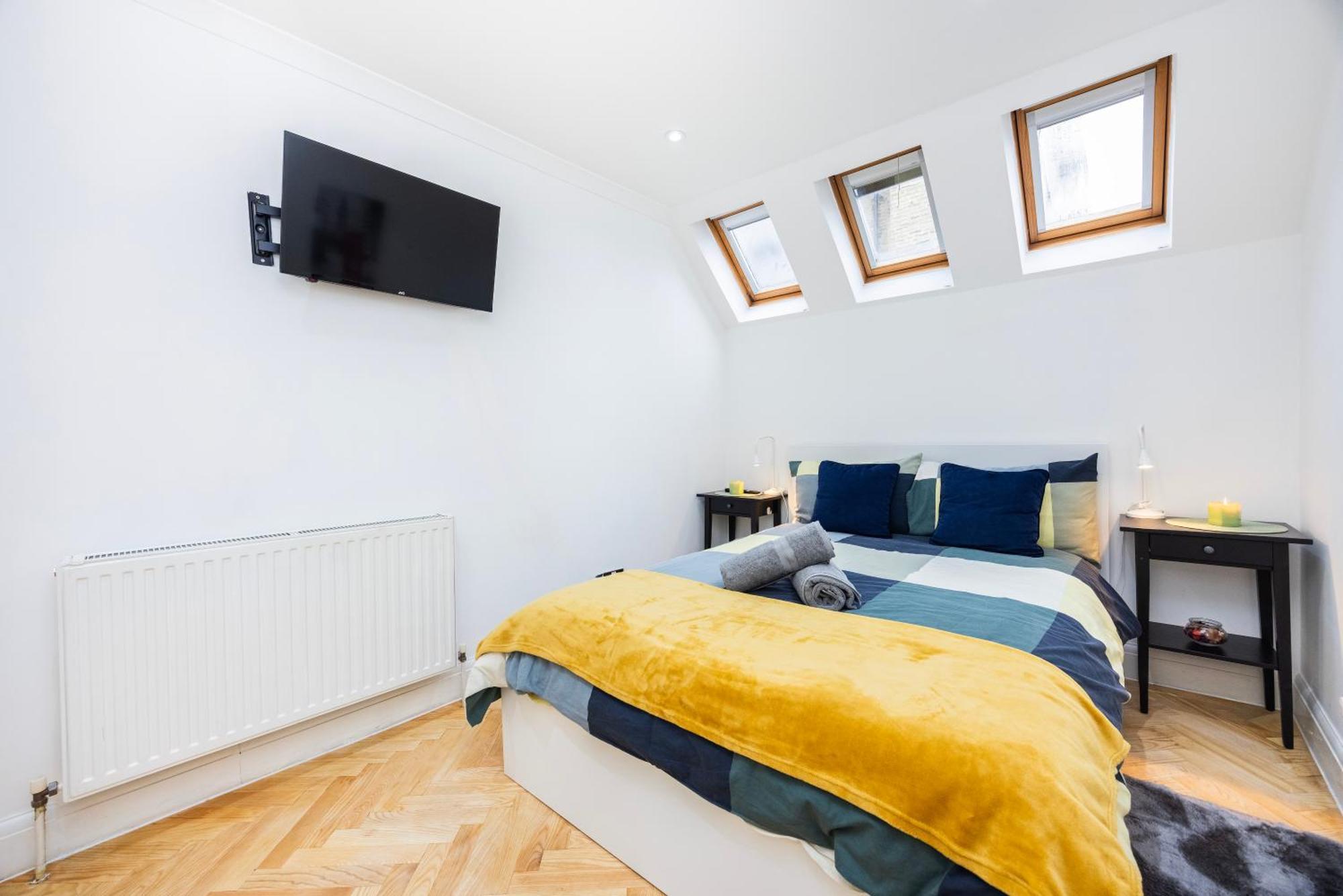 2 Bedroom Charming Family * London