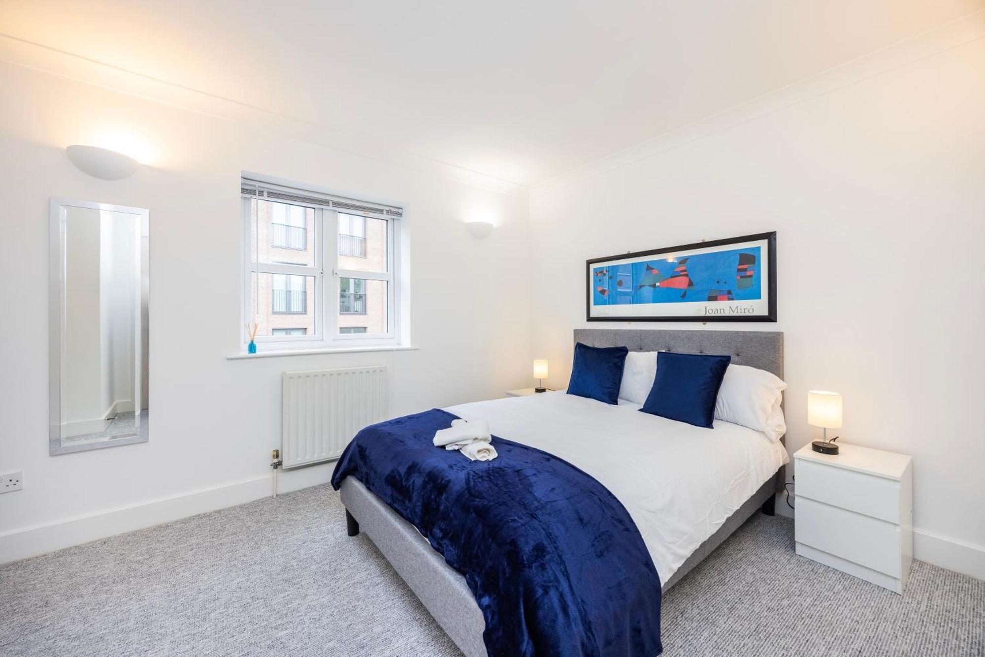 Cozy Haven - Bright 2br Apartment, Next To Major Station Appartement