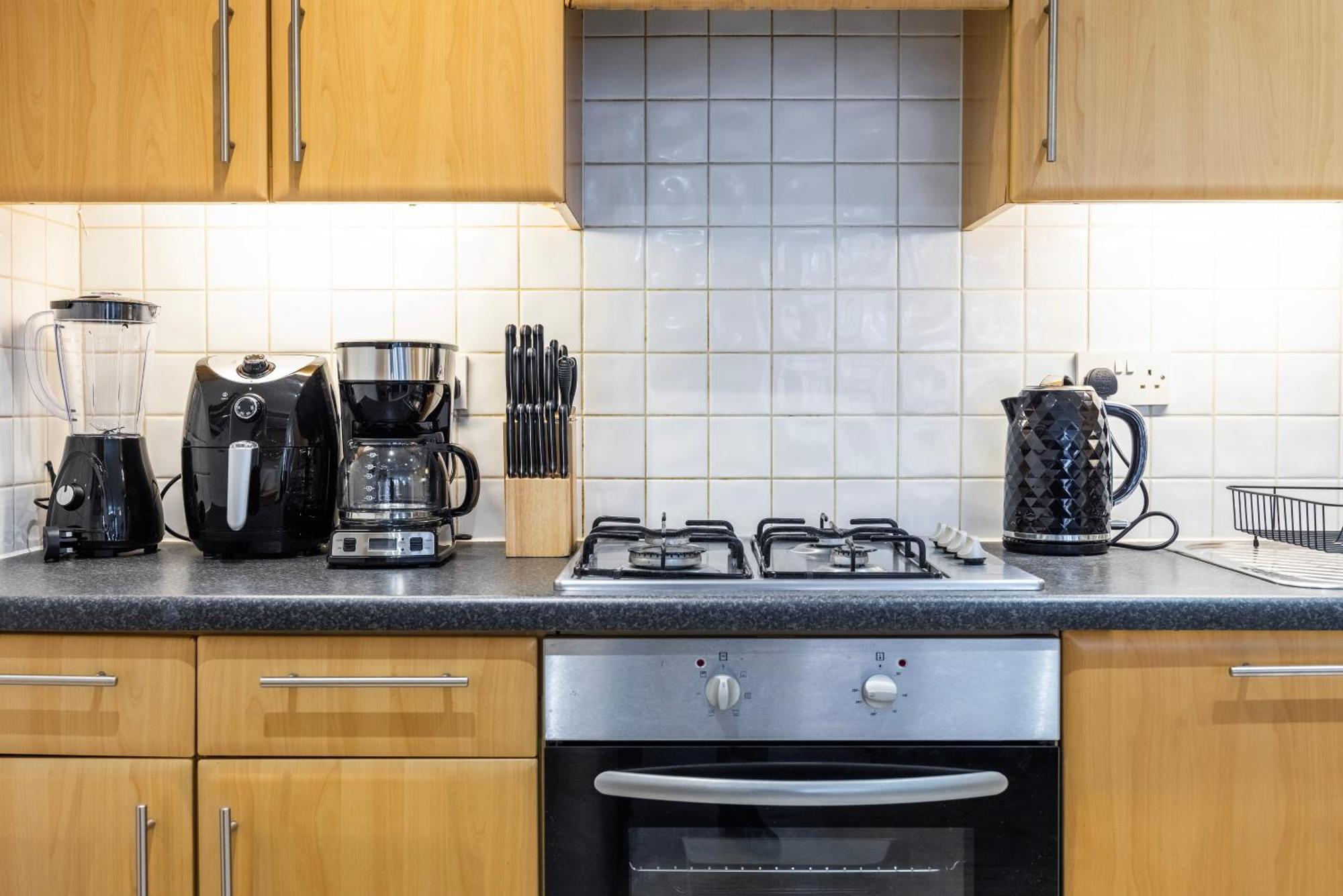 Cozy Haven - Bright 2br Apartment, Next To Major Station * Londen