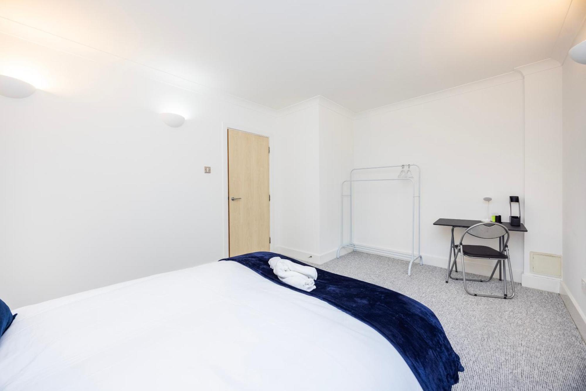 Cozy Haven - Bright 2br Apartment, Next To Major Station Appartement *