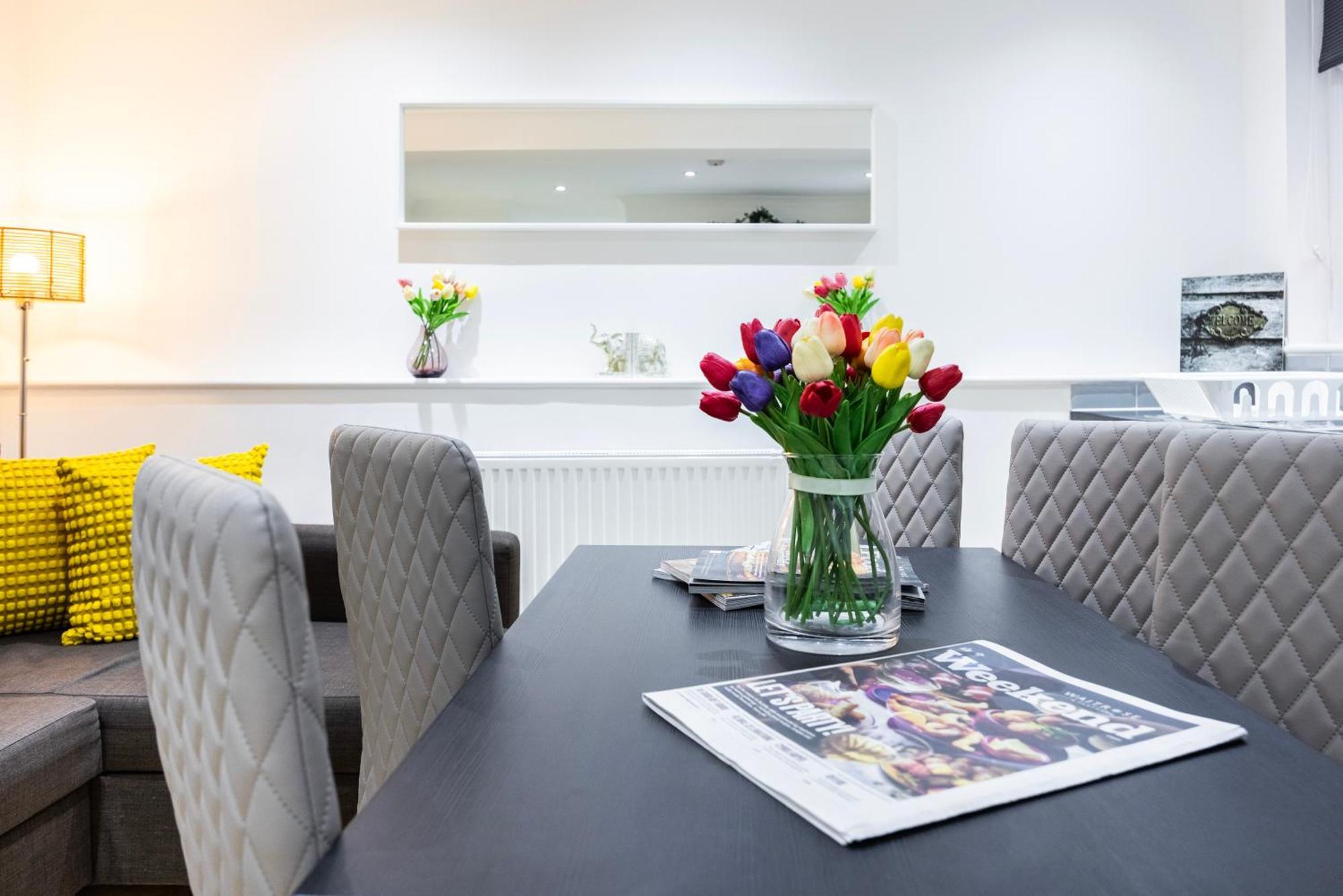 2 Bedroom Charming Family * London