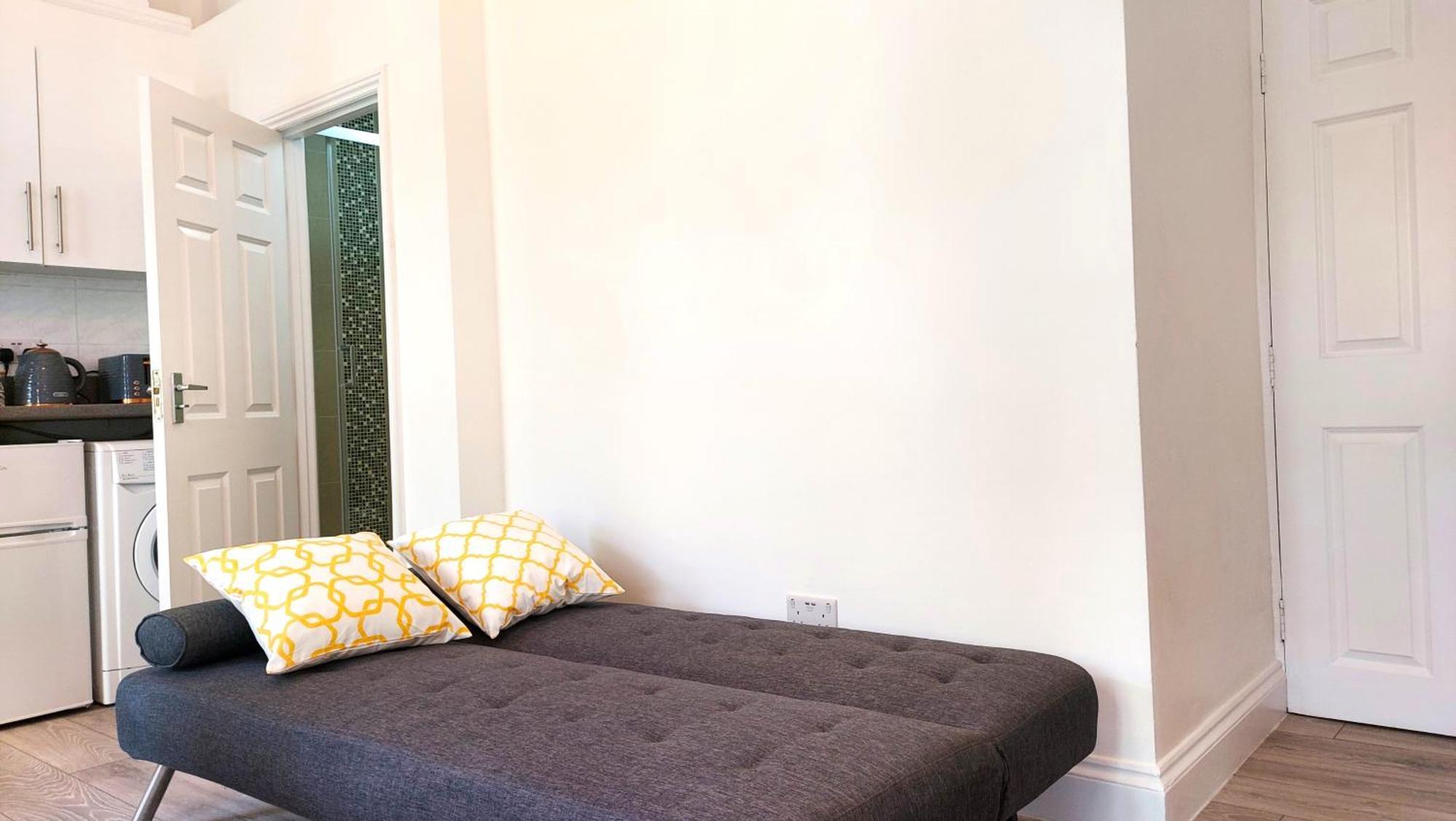 Big With View To Park In Camden Kings Cross * Londen
