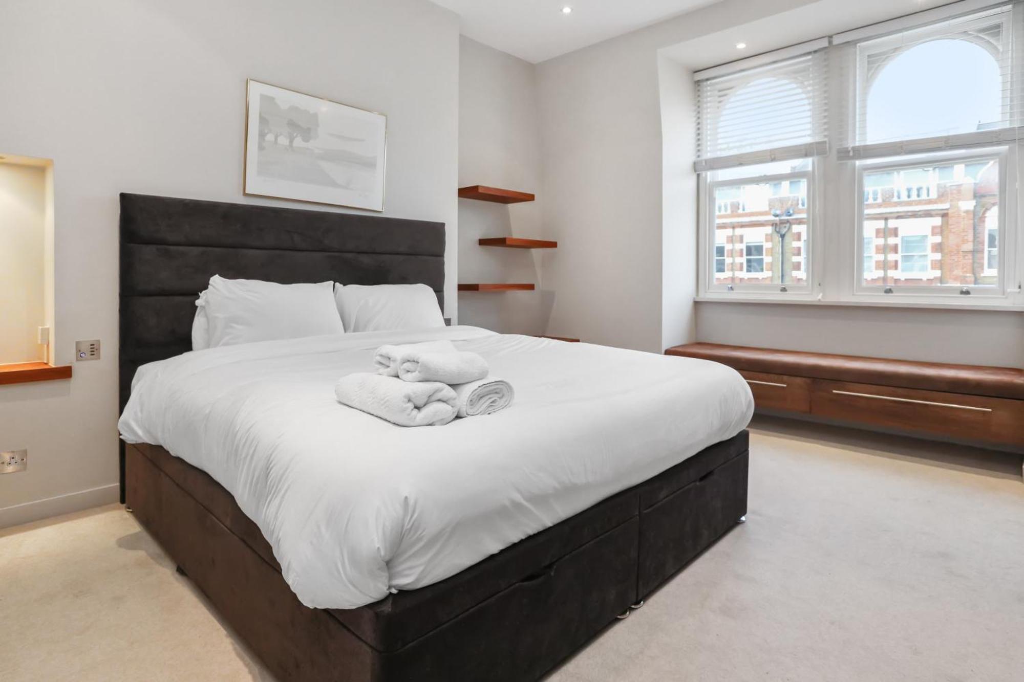 Stunning South Kensington 2 Bed W Terrace * Londen