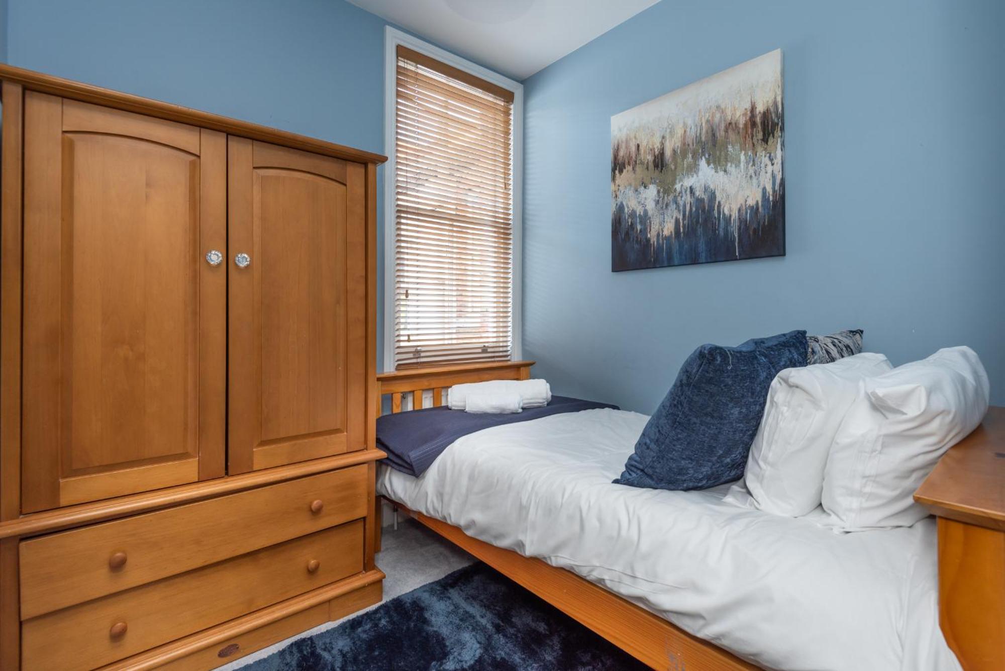 Lrg Stunning 4bd Crouchend House * London