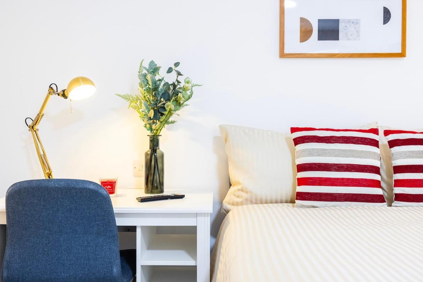 3 Bed 3 Bathroom Flat In Kensington B Lejlighed *