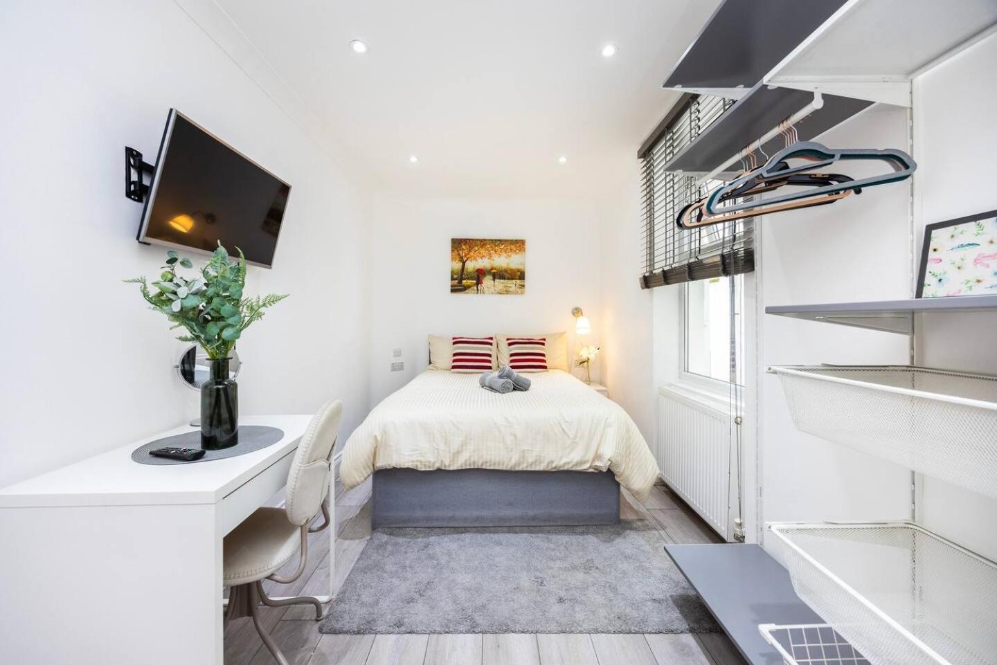 Lejlighed 3 Bed 3 Bathroom Flat In Kensington B