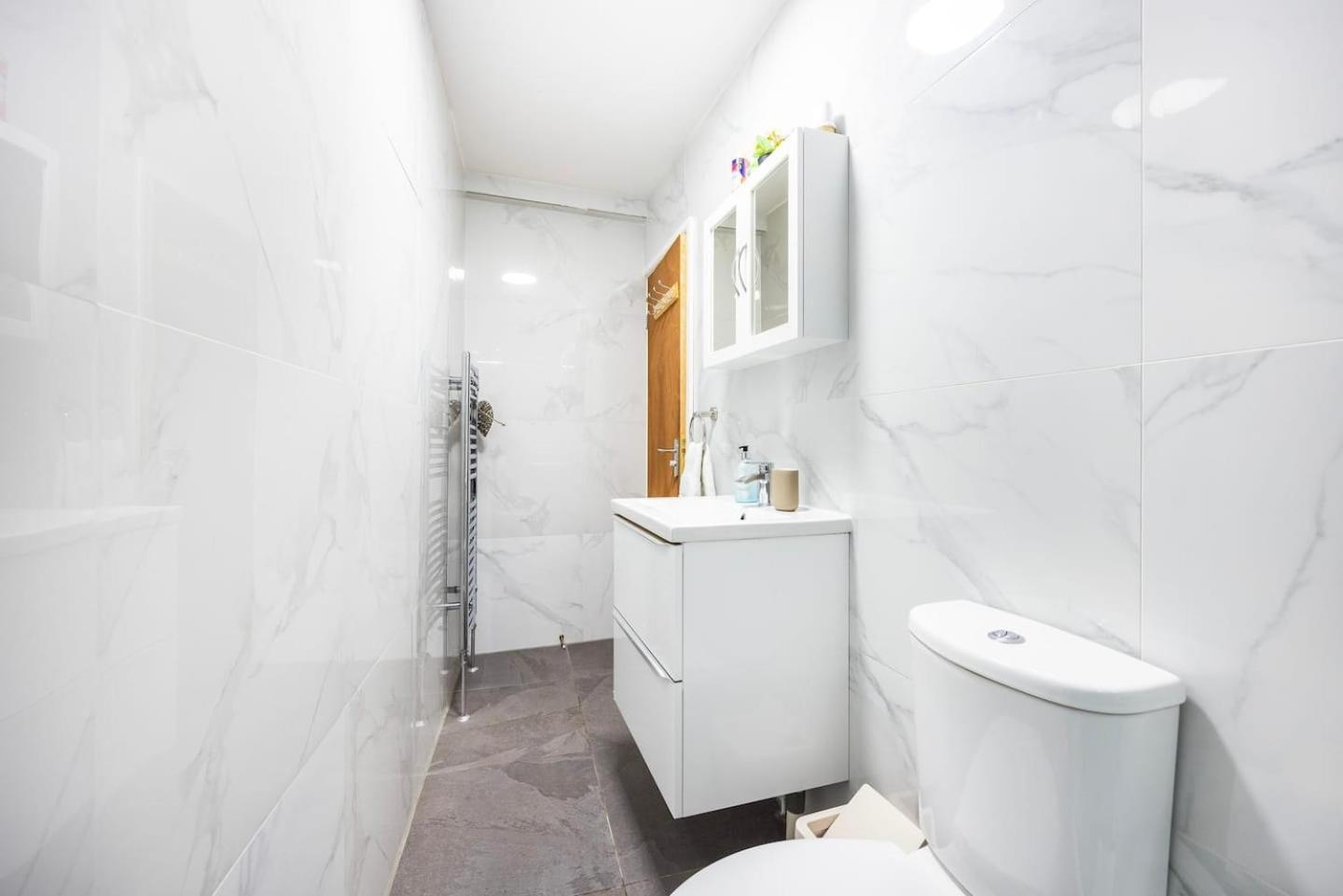 Lejlighed 3 Bed 3 Bathroom Flat In Kensington B