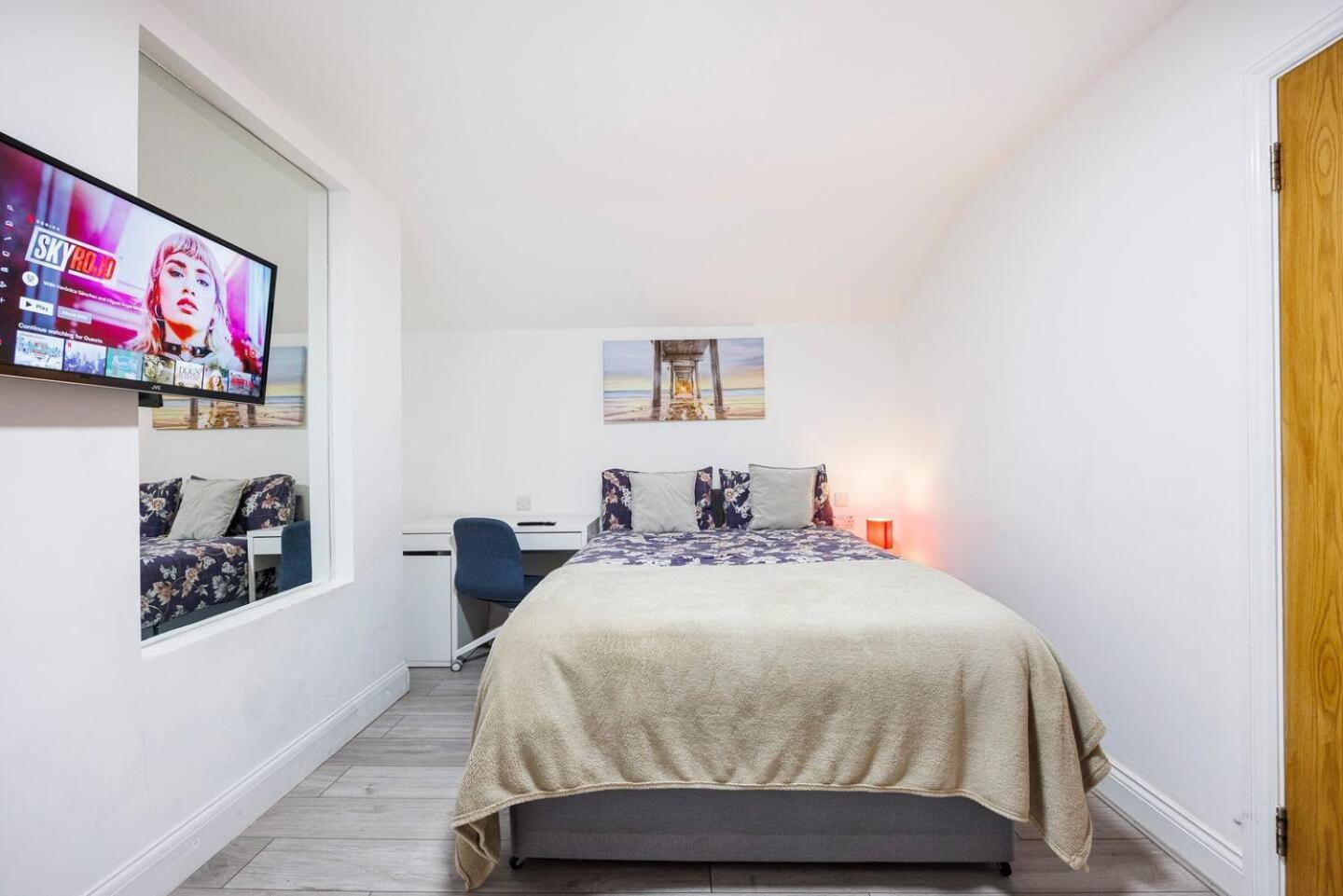 3 Bed 3 Bathroom Flat In Kensington B Lejlighed