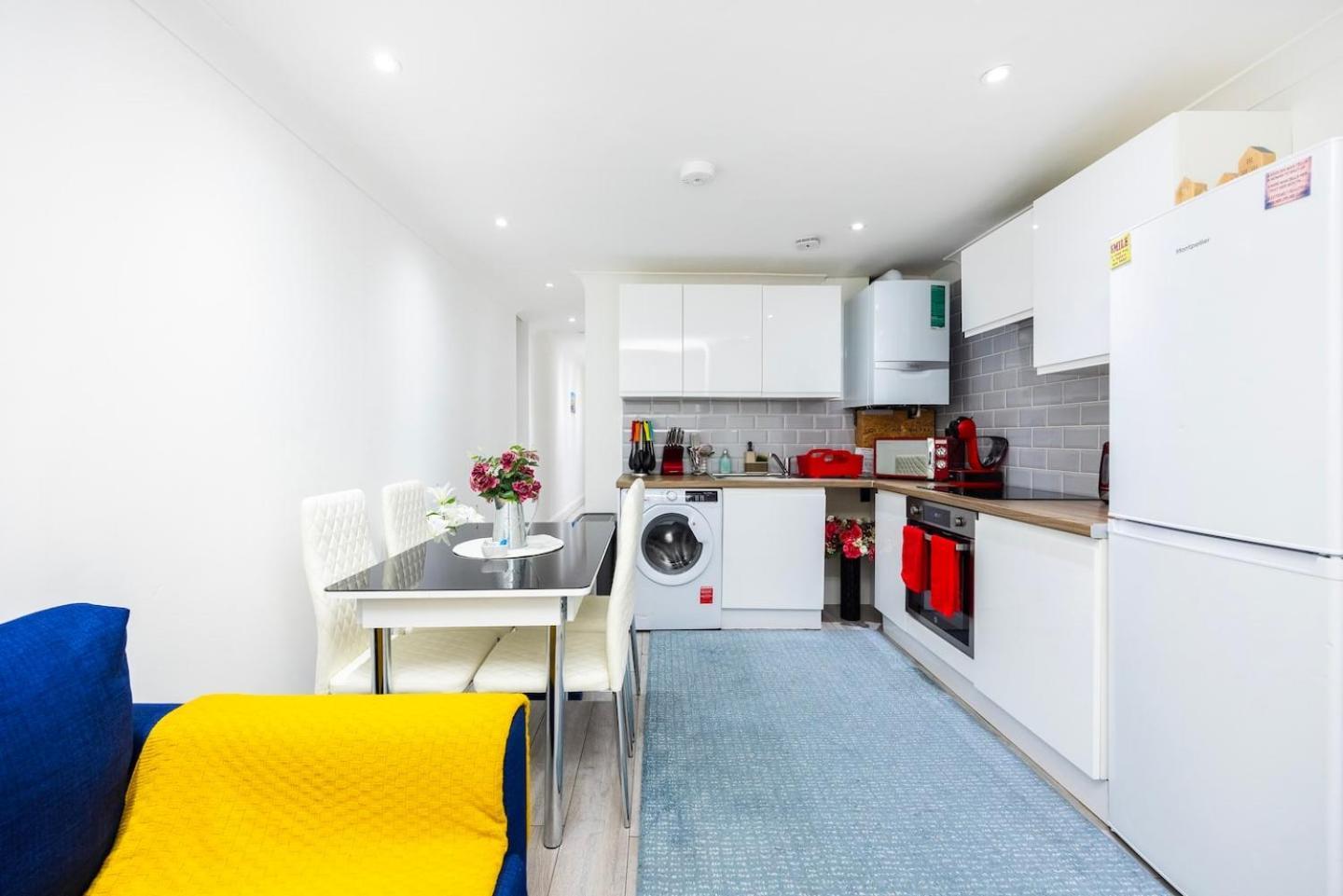 Lejlighed 3 Bed 3 Bathroom Flat In Kensington B *