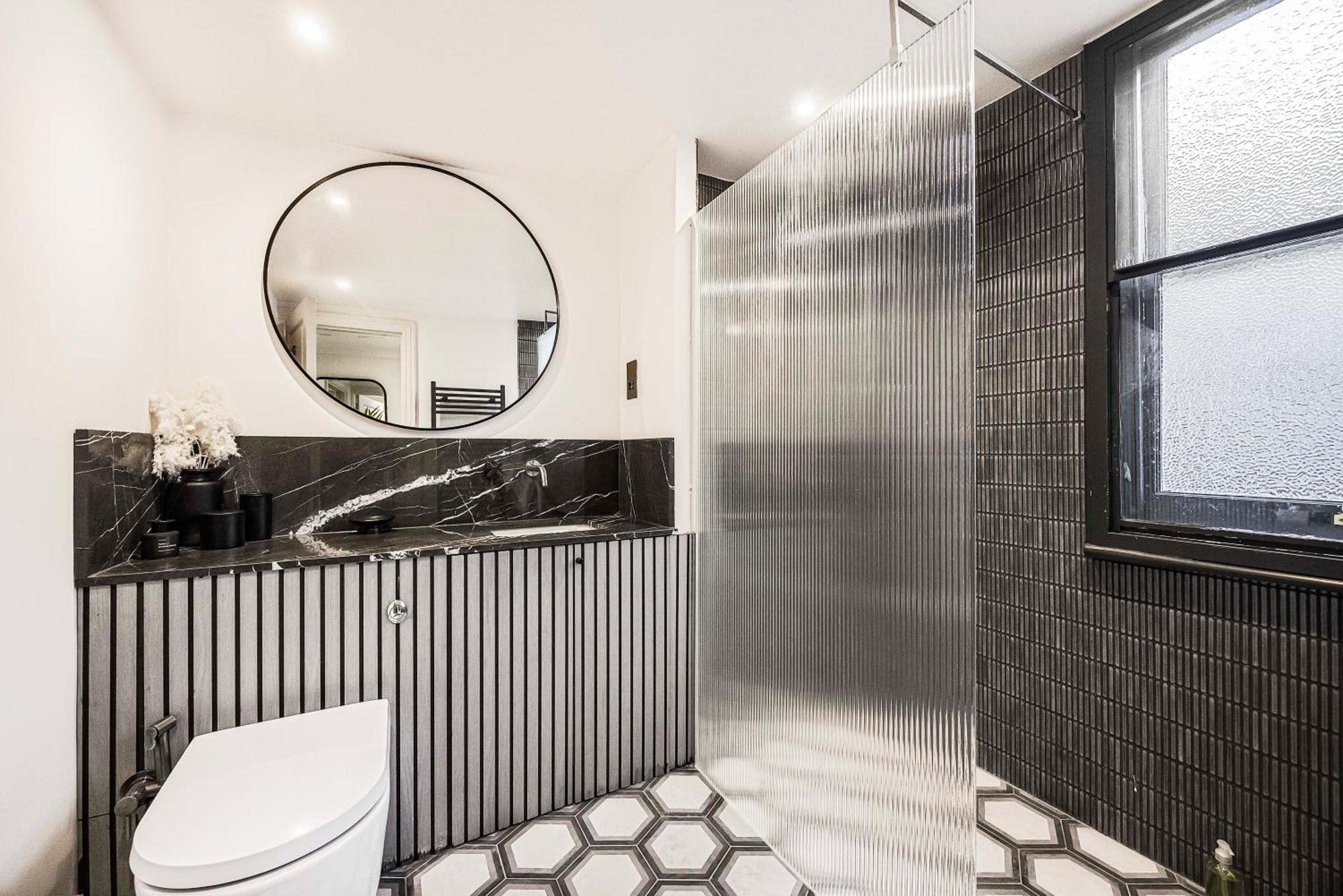 Stylish 2-bed Townhouse In Mayfair Lägenhet London