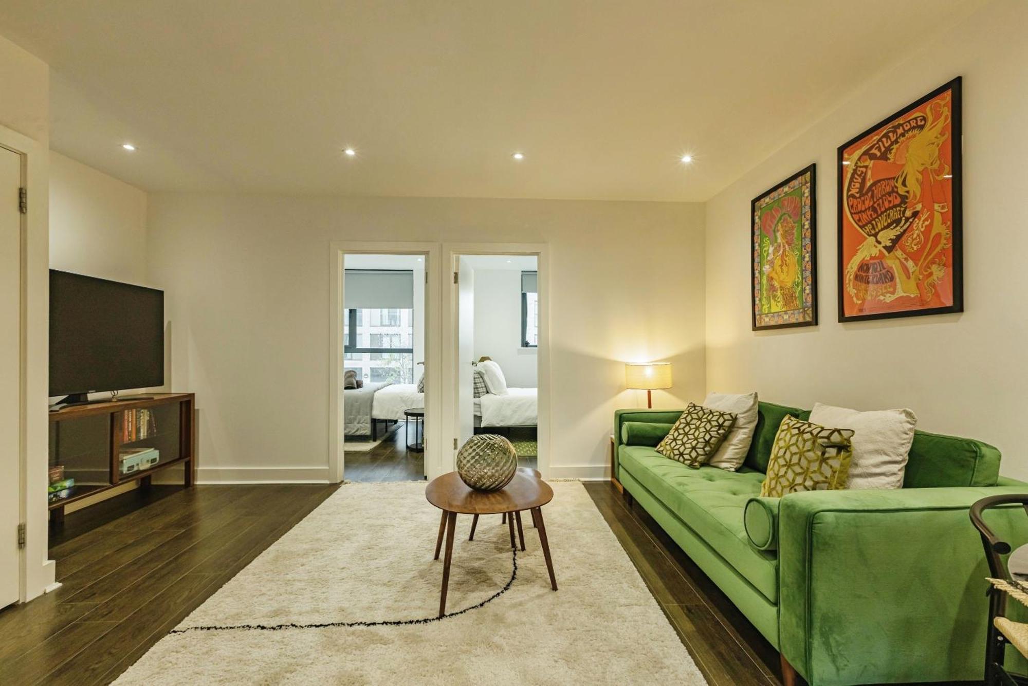 Apartment New Stylish 2 Bed 2 Bathrooms Flat Next To Canal