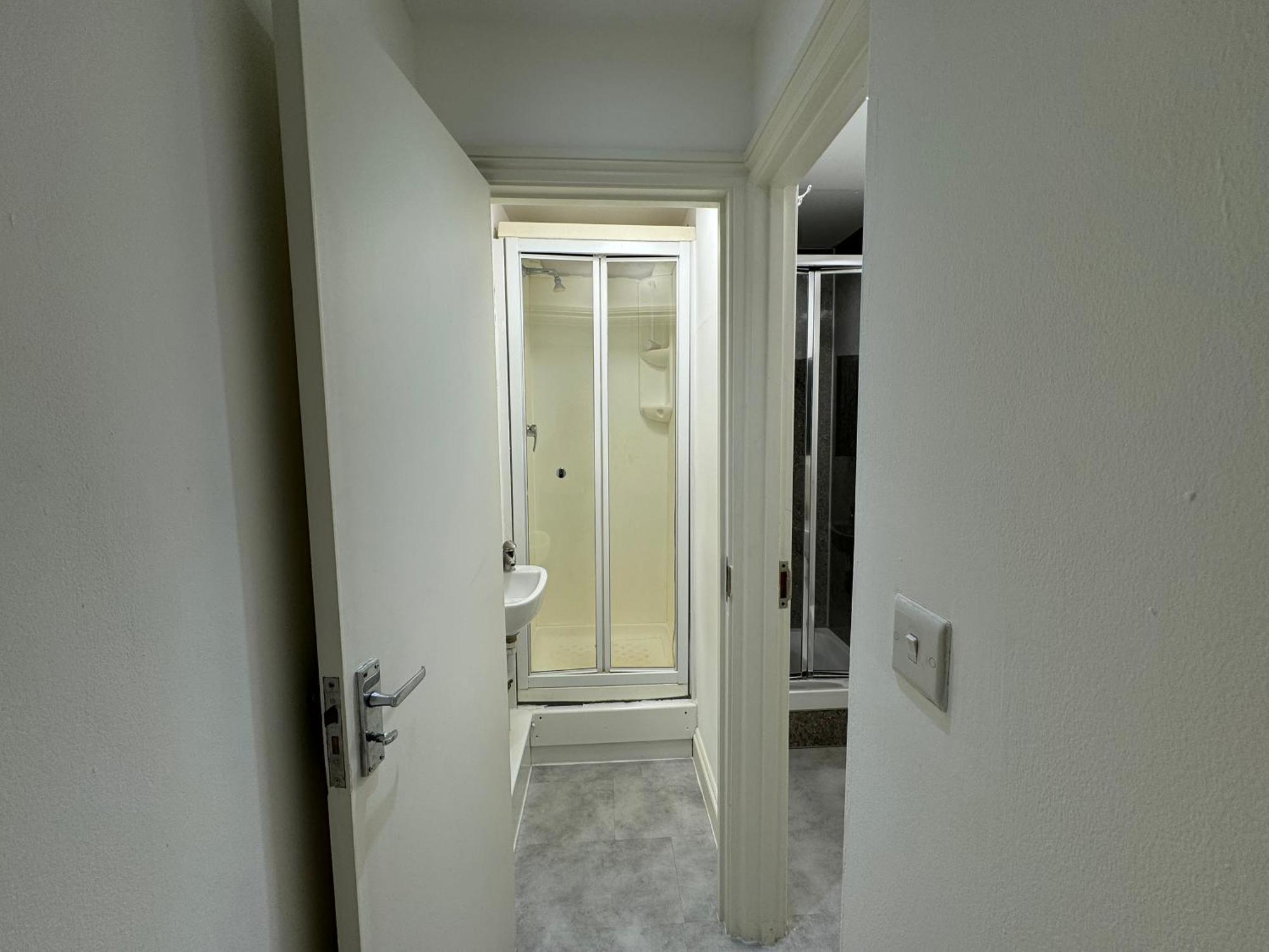 365 Hostel *