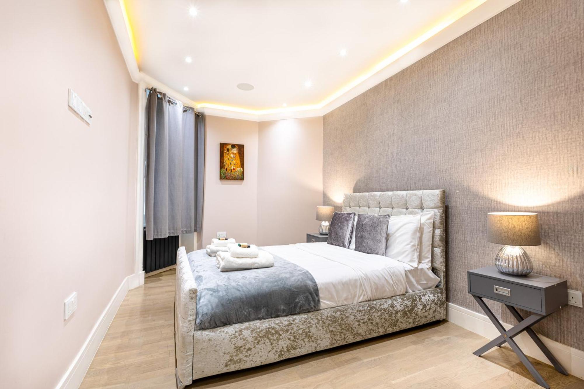 Modern 4 Bdr 3 Bth Minutes From Edgware Road Appartement *