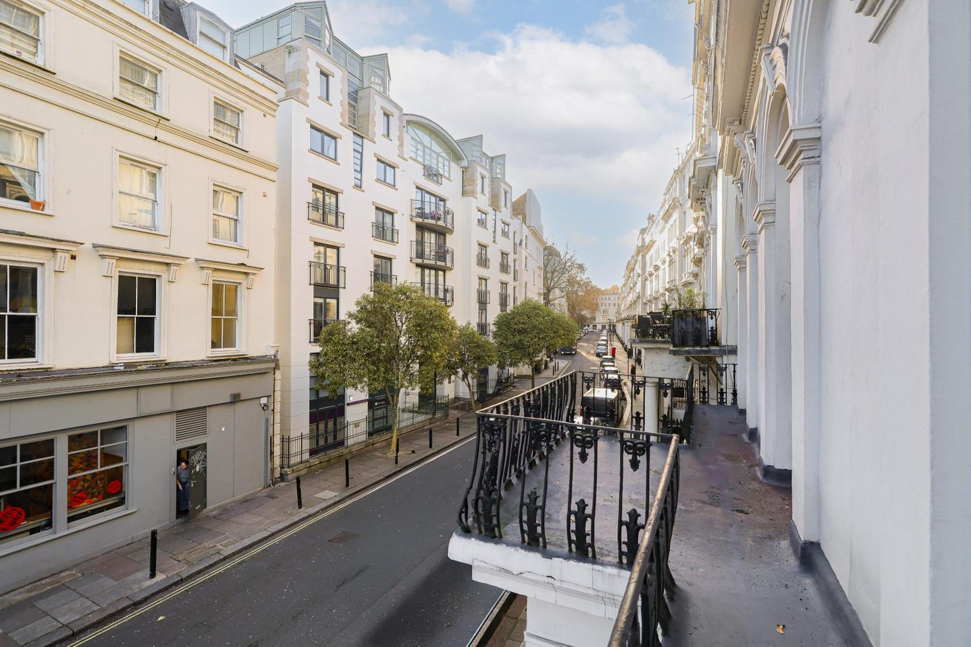 Apartment Kensington Gardens