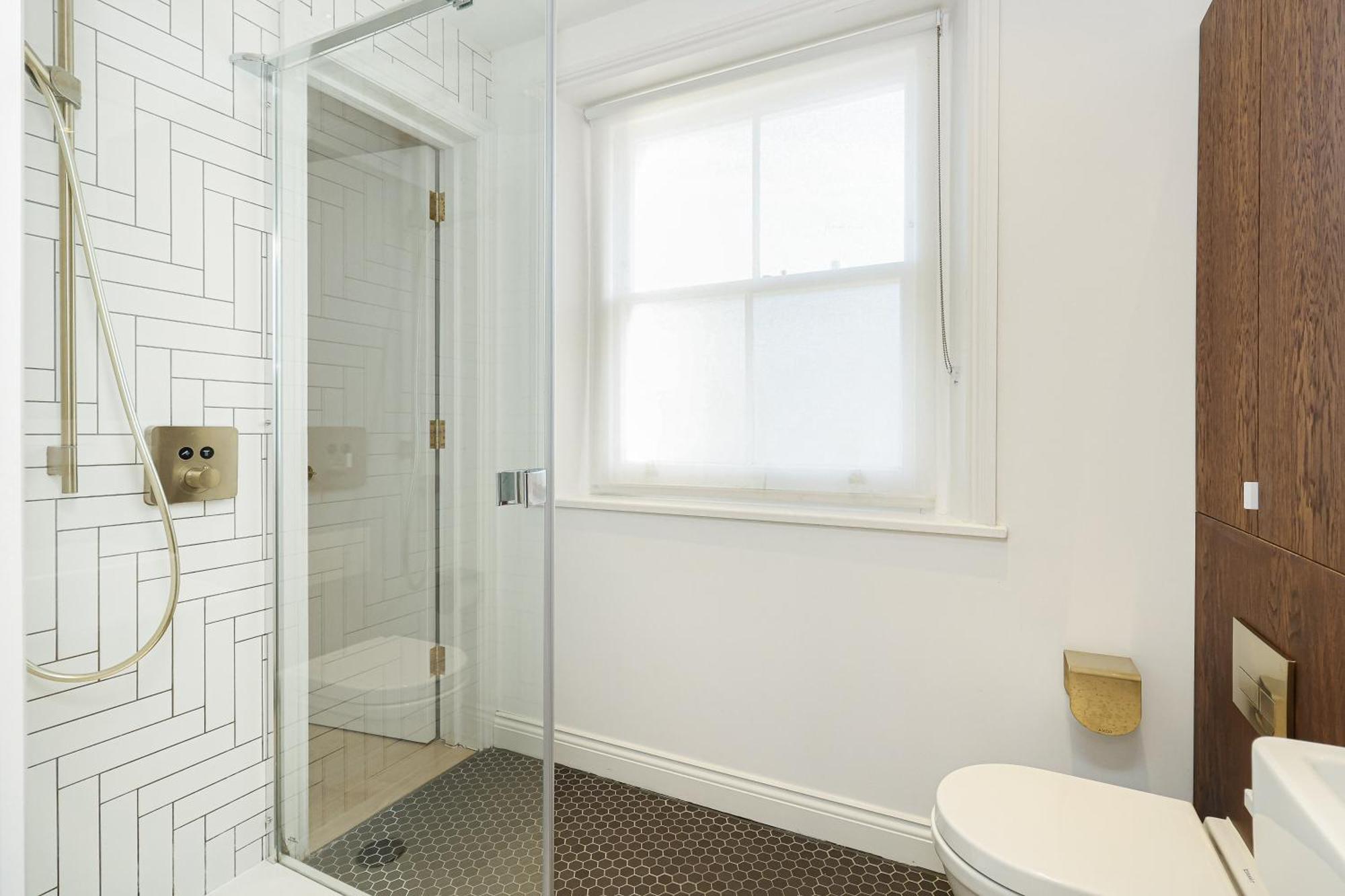 Apartment Kensington Gardens London