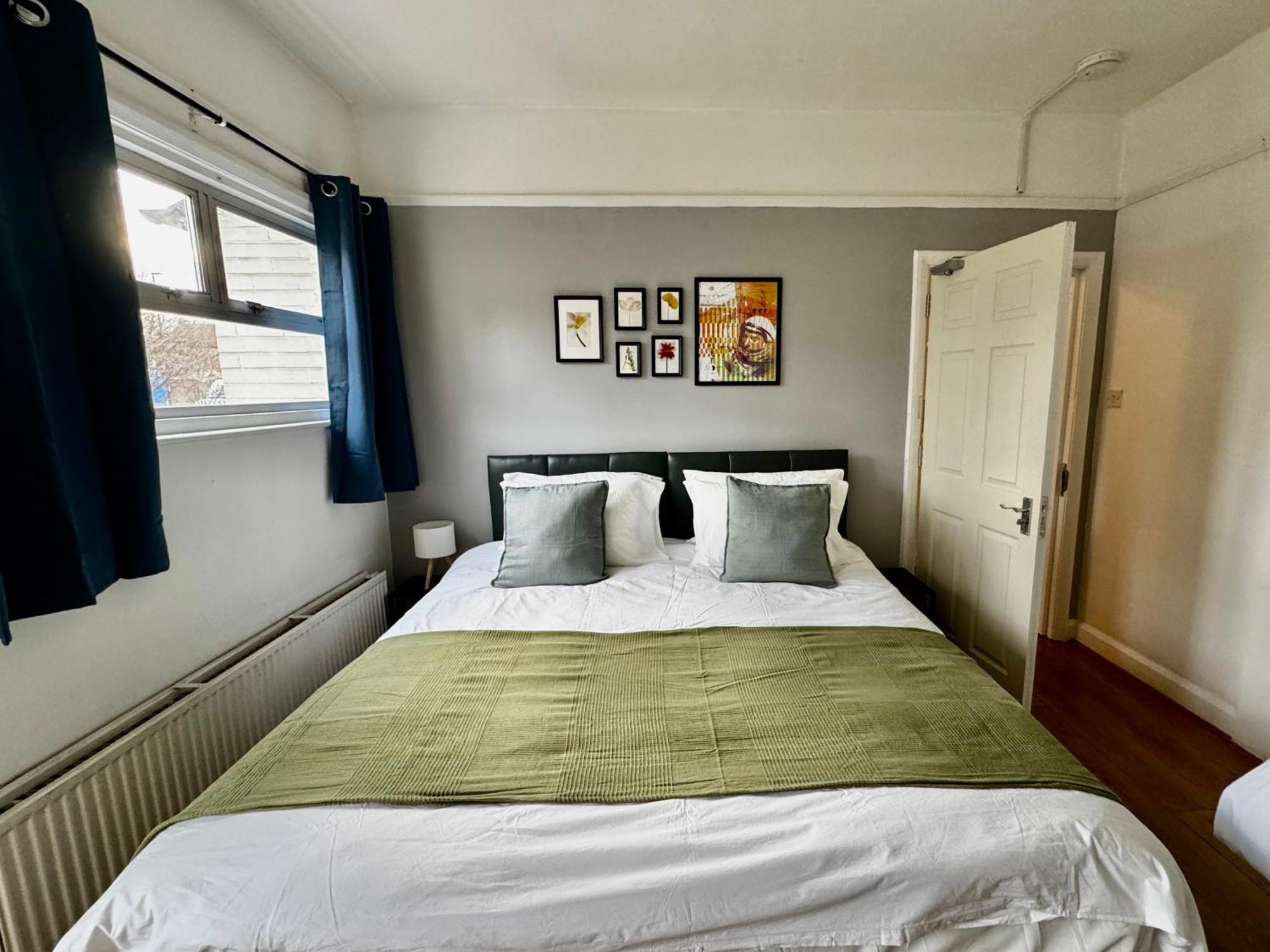Maberic Housing West Gem Your Connection * London