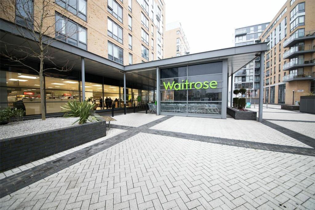 Large 1 Bed Cutty Sark Greenwich Close To Canary Wharf - Perfect For Corporates And Tourists Appartamento Londra