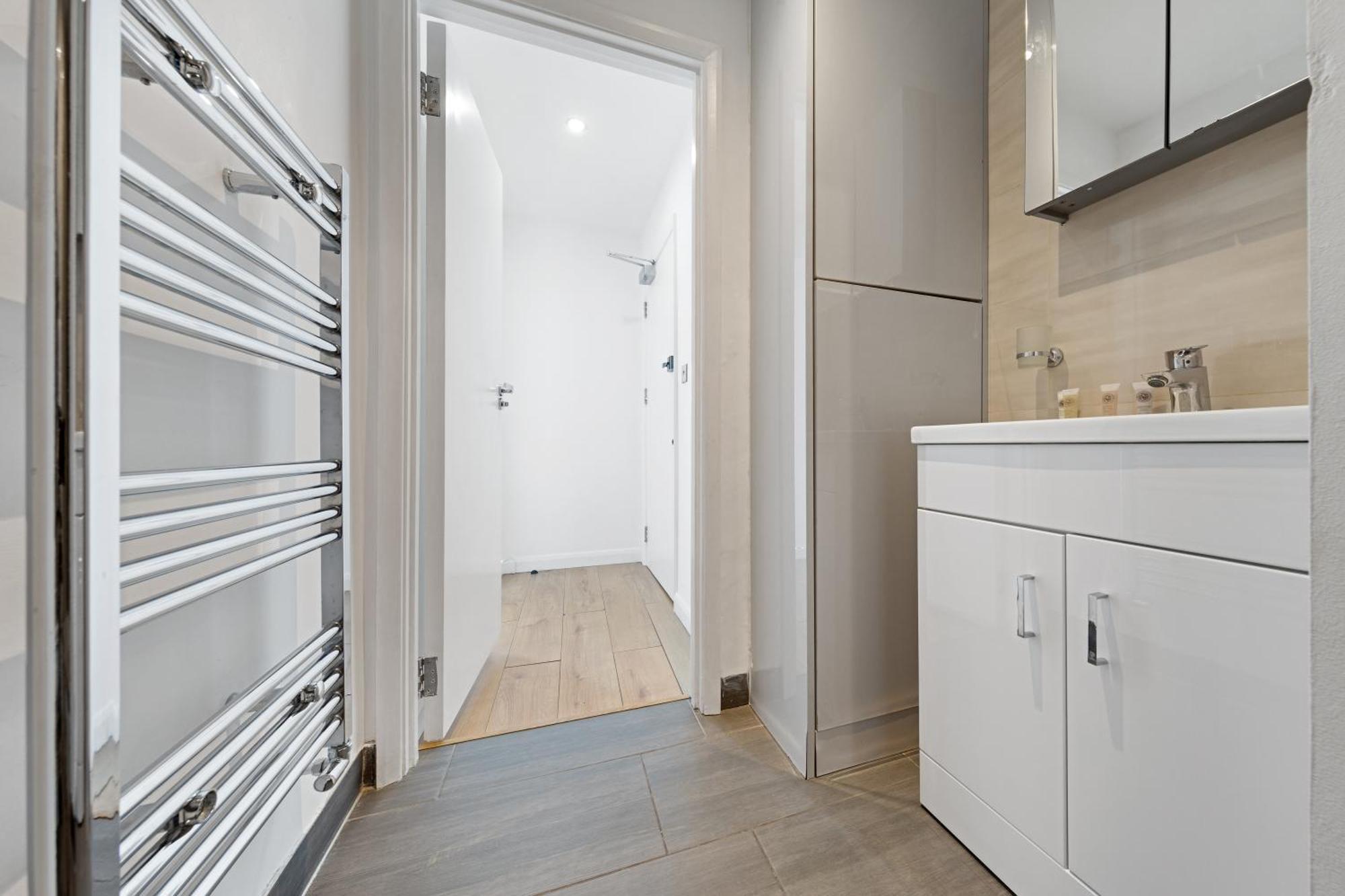 Chelsea Battersea & Private Rooftop Terrace * Londen