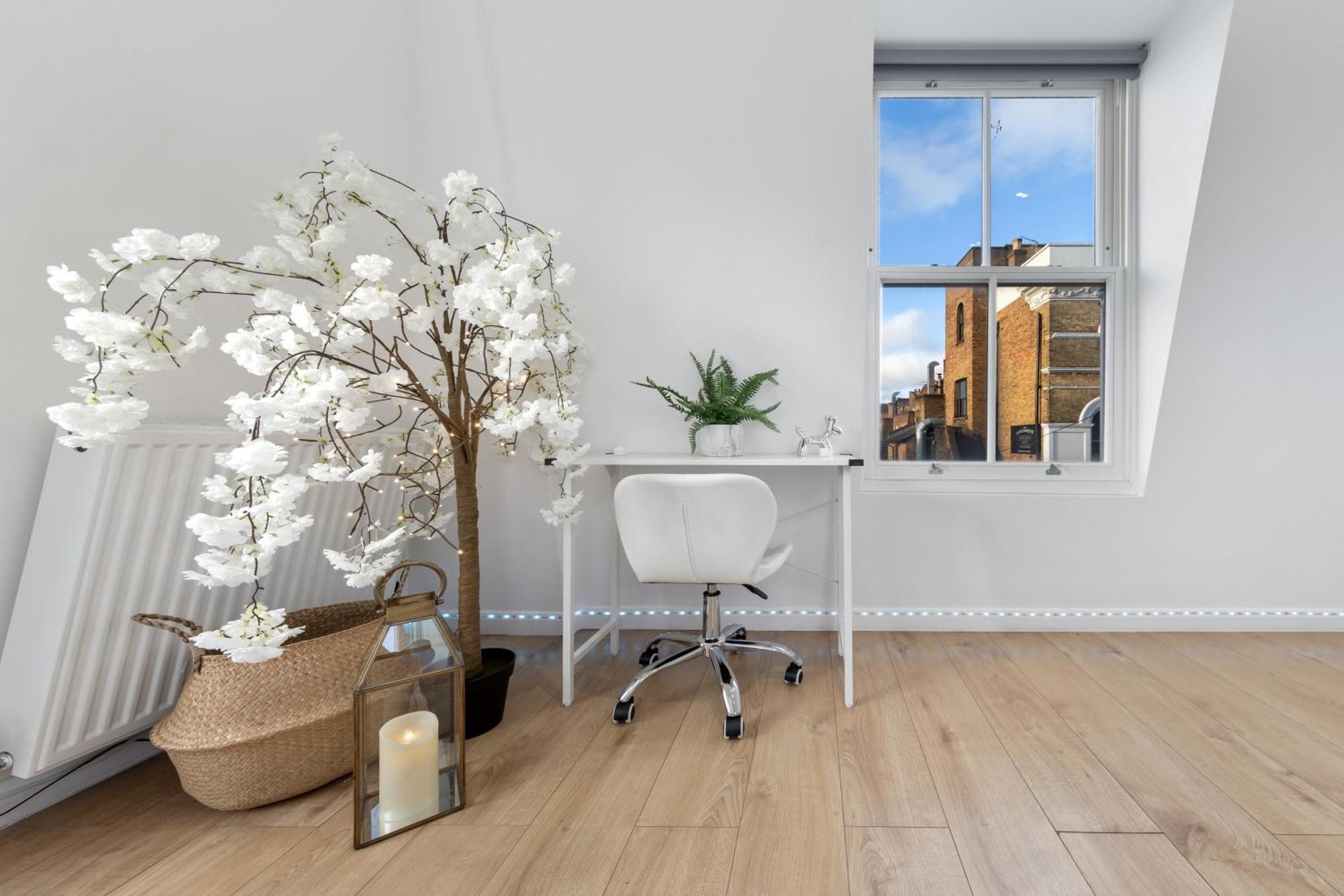 Chelsea Battersea & Private Rooftop Terrace Londen