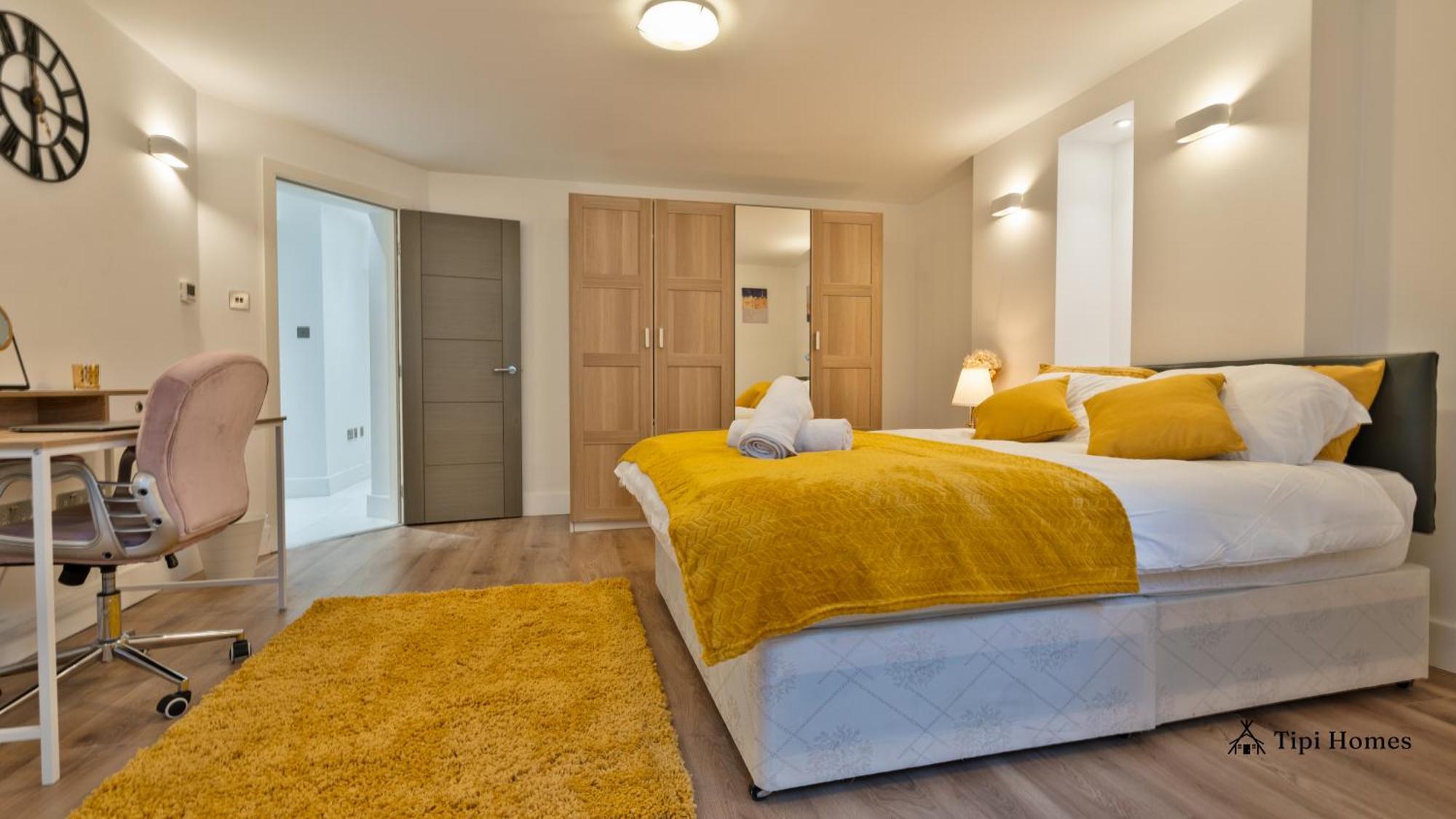 2 Bed 2 Bath, Golders Green, Near Lejlighed