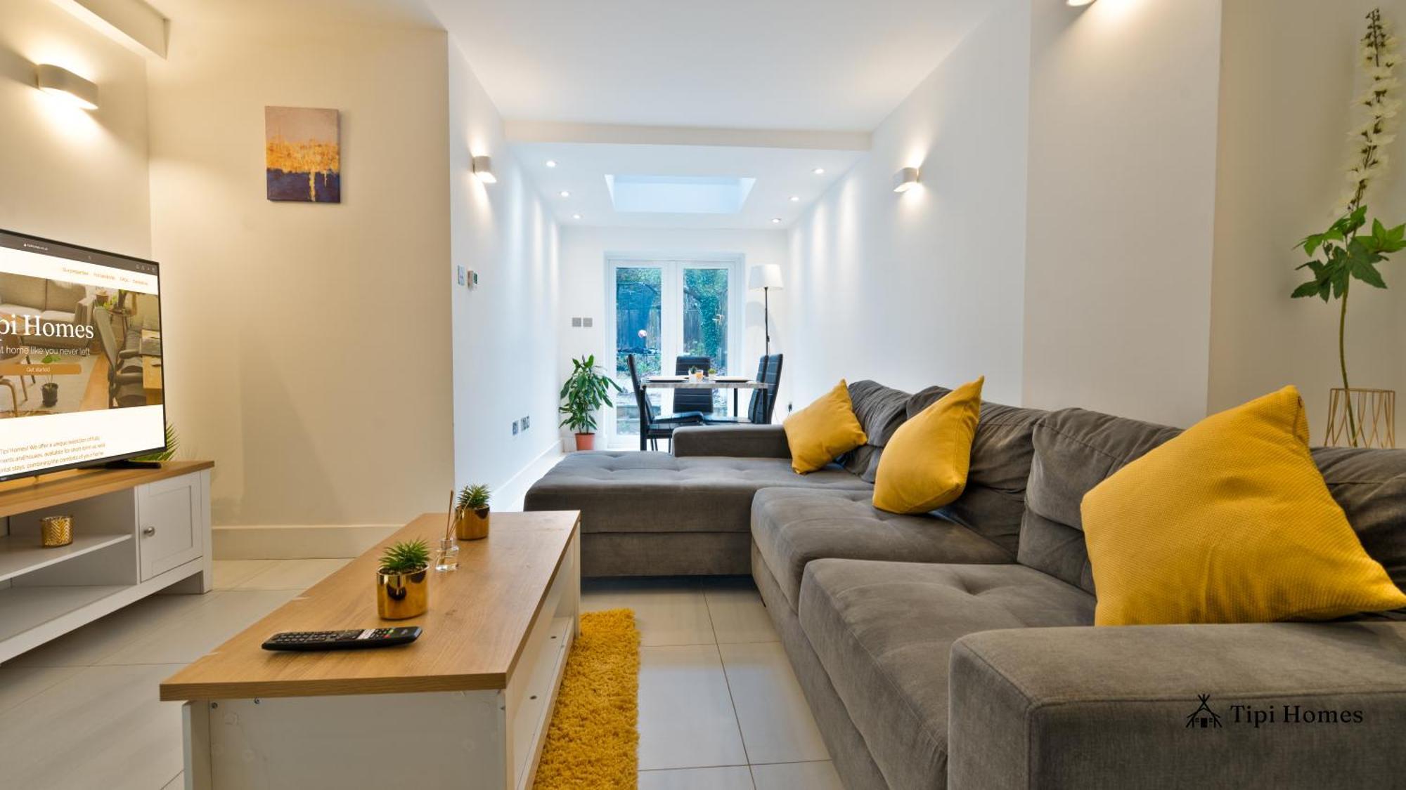 2 Bed 2 Bath, Golders Green, Near Lejlighed *