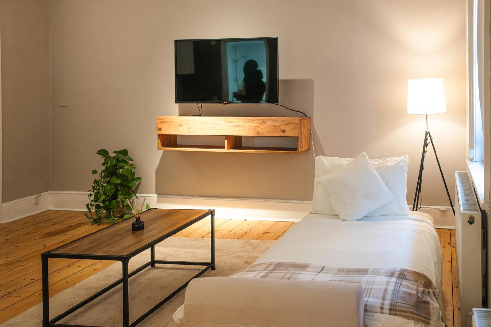 A Modern Rustic Leilighet