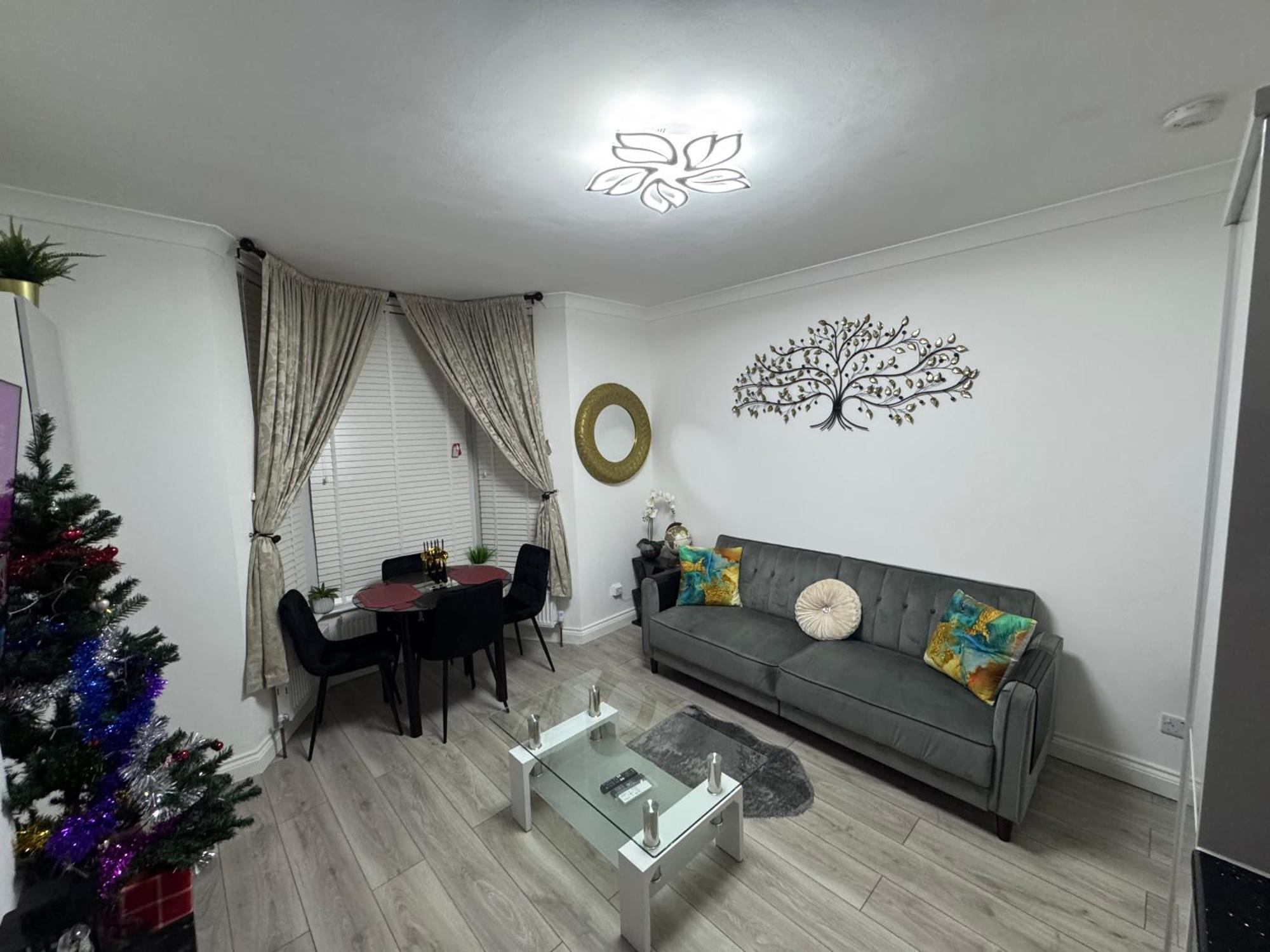 Appartement Modern 2-bed Flat Sleeps Up To 5