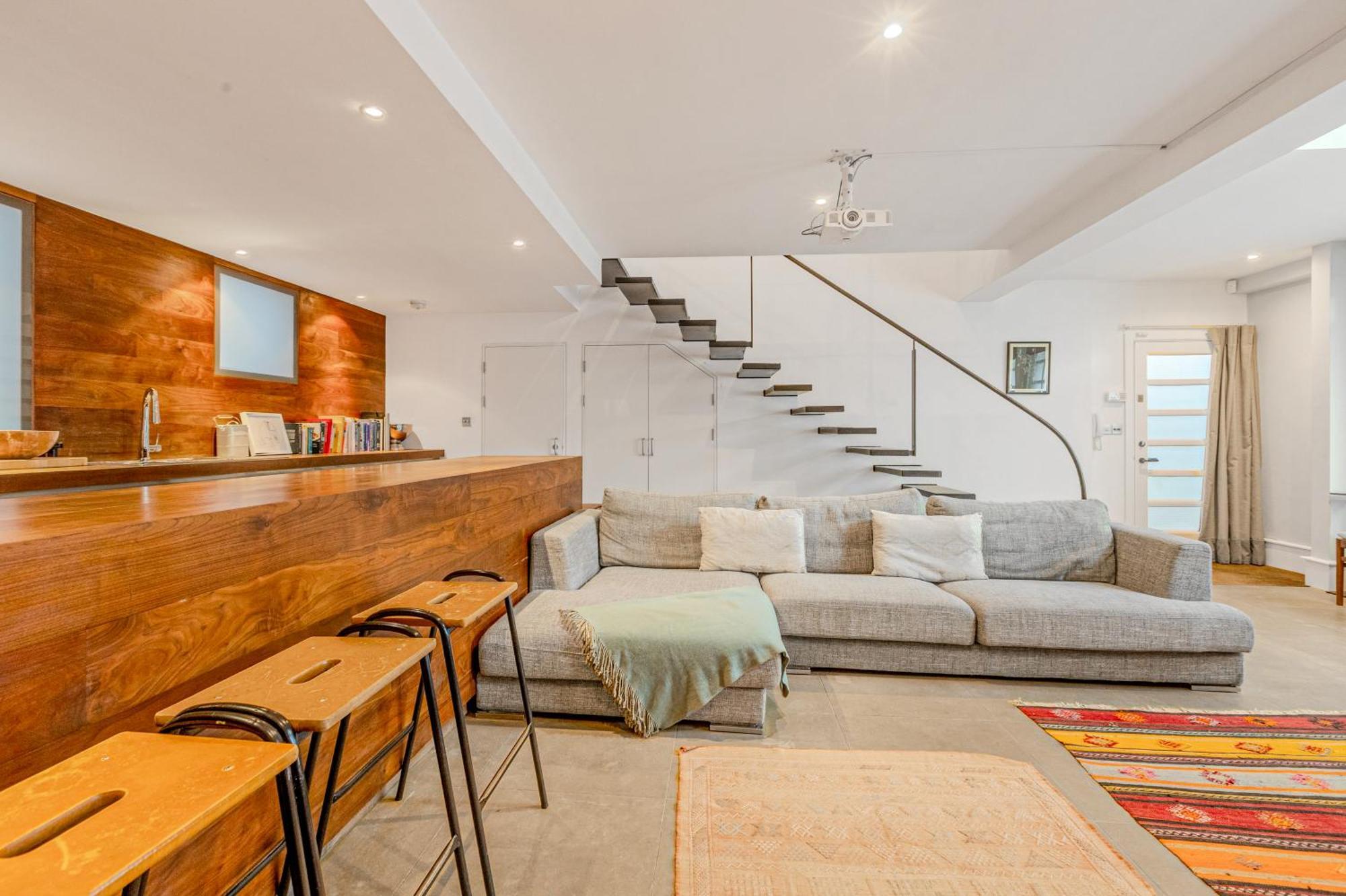 Spacious & Tranquil 2br Maisonette In Notting Hill * London