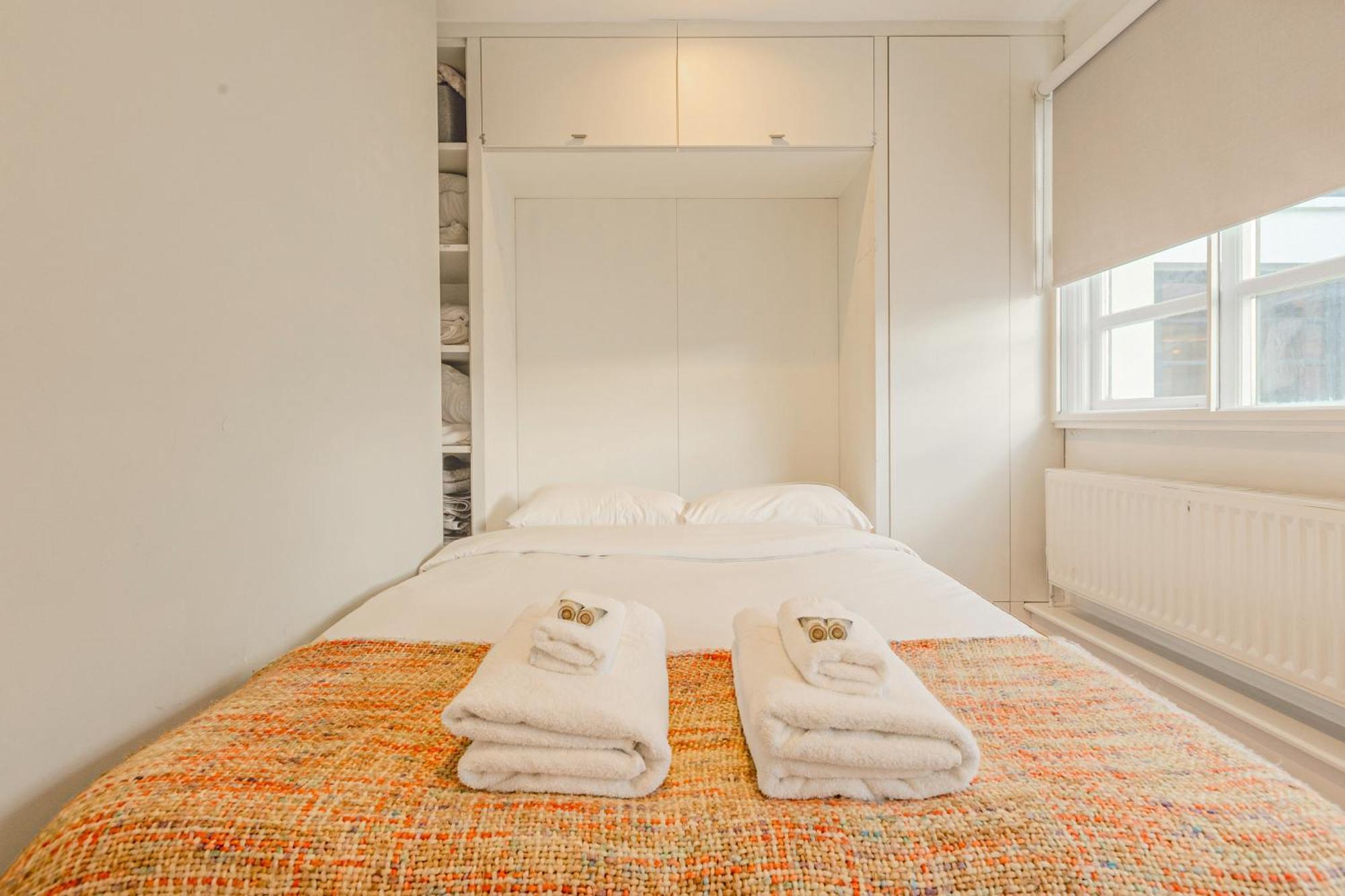 Spacious & Tranquil 2br Maisonette In Notting Hill London
