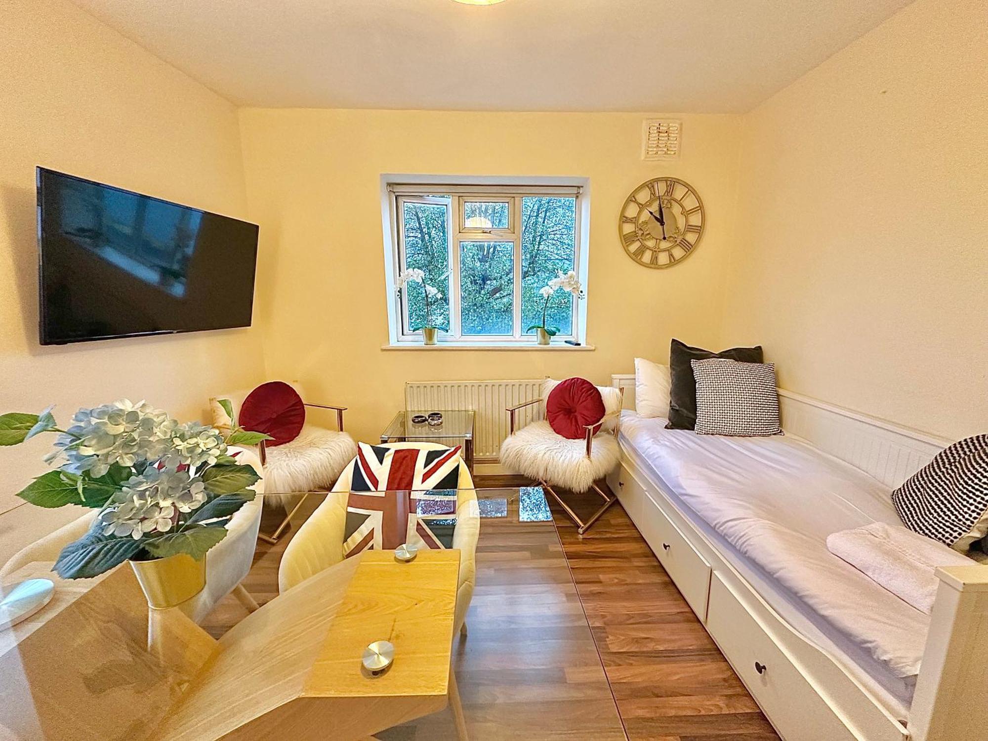 Regent Flat * London