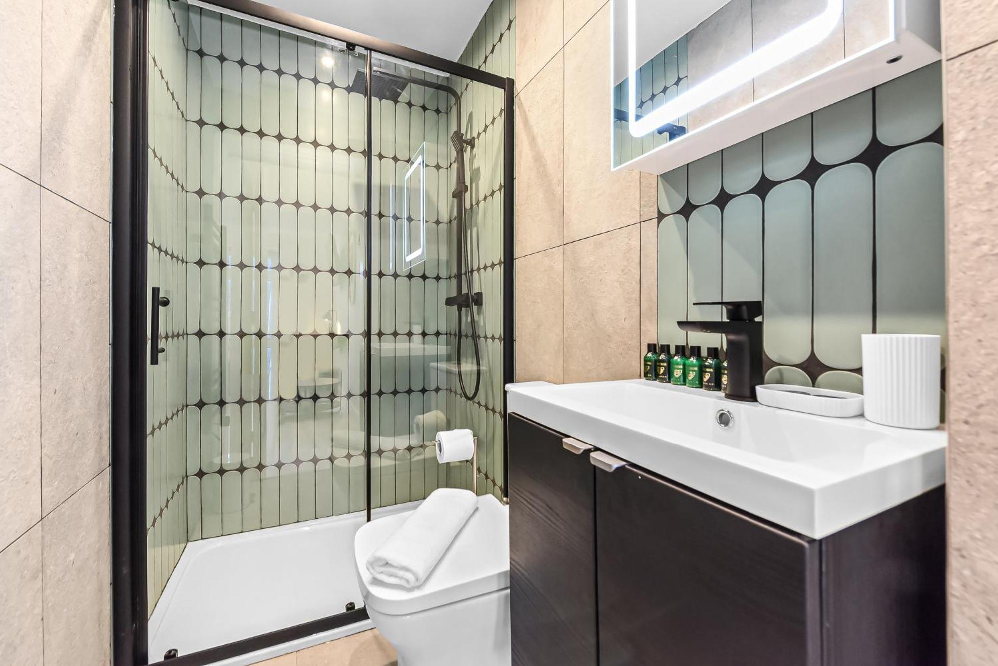 Lägenhet Chic & Trendy Designer With Full Kitchen *