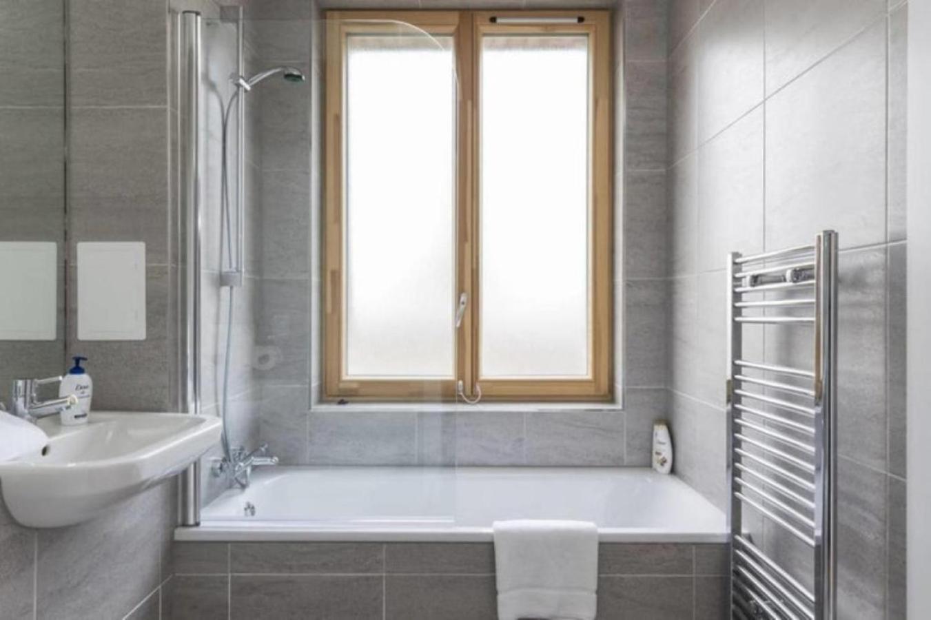 Leilighet Modern Designed 2 Bed Penthouse Sleeps Five
