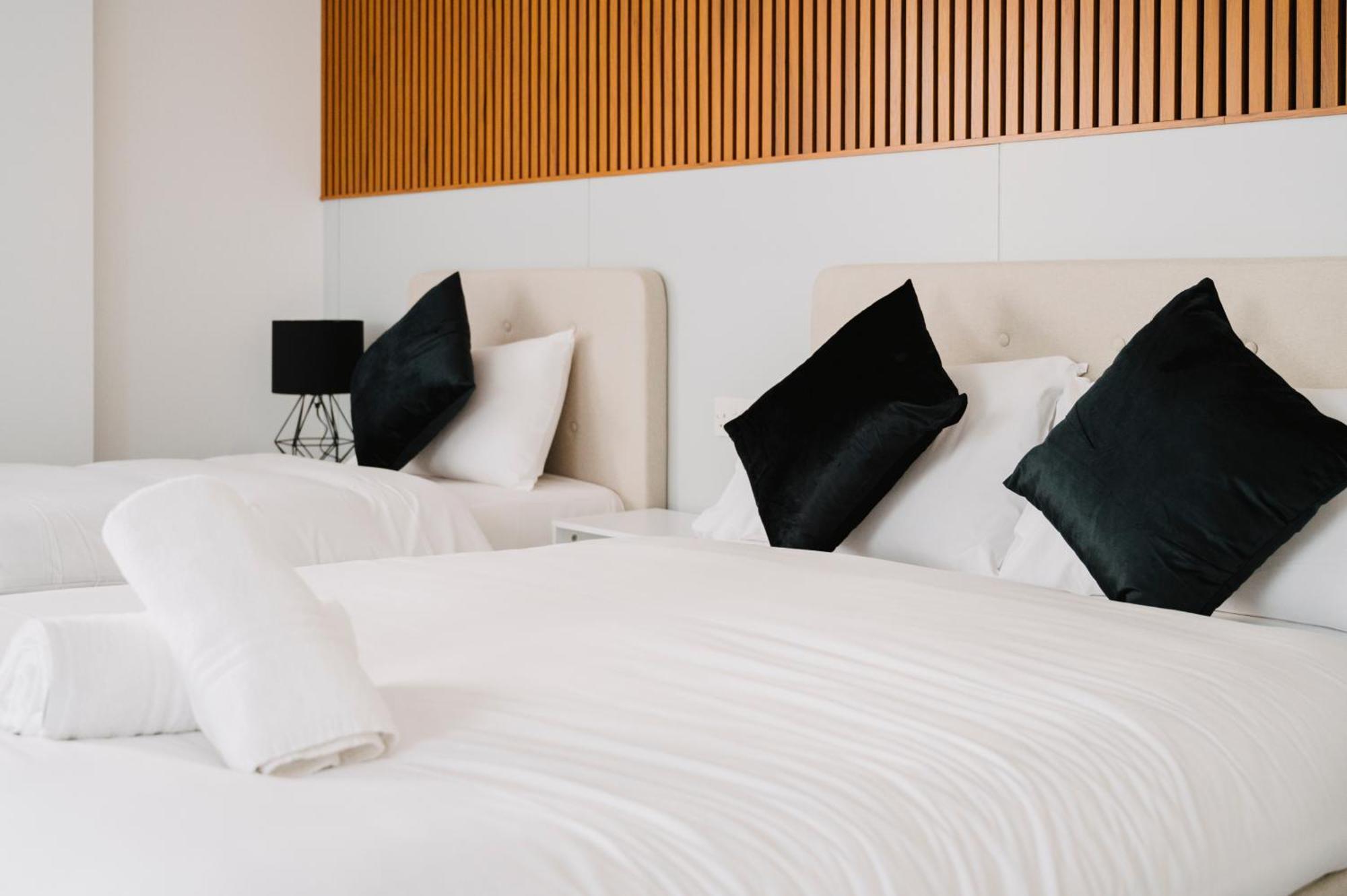 Hotell Wns Skylines Village *