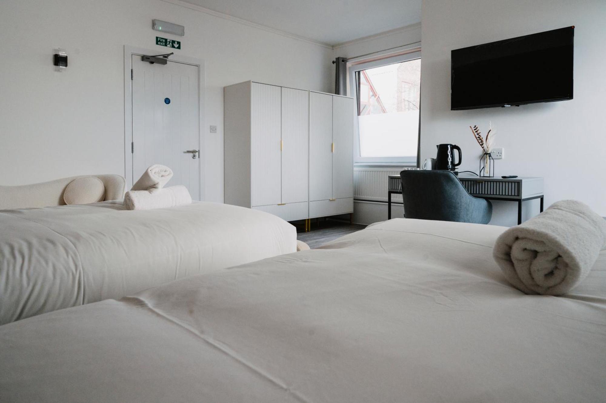 Hotell Wns Skylines Village London