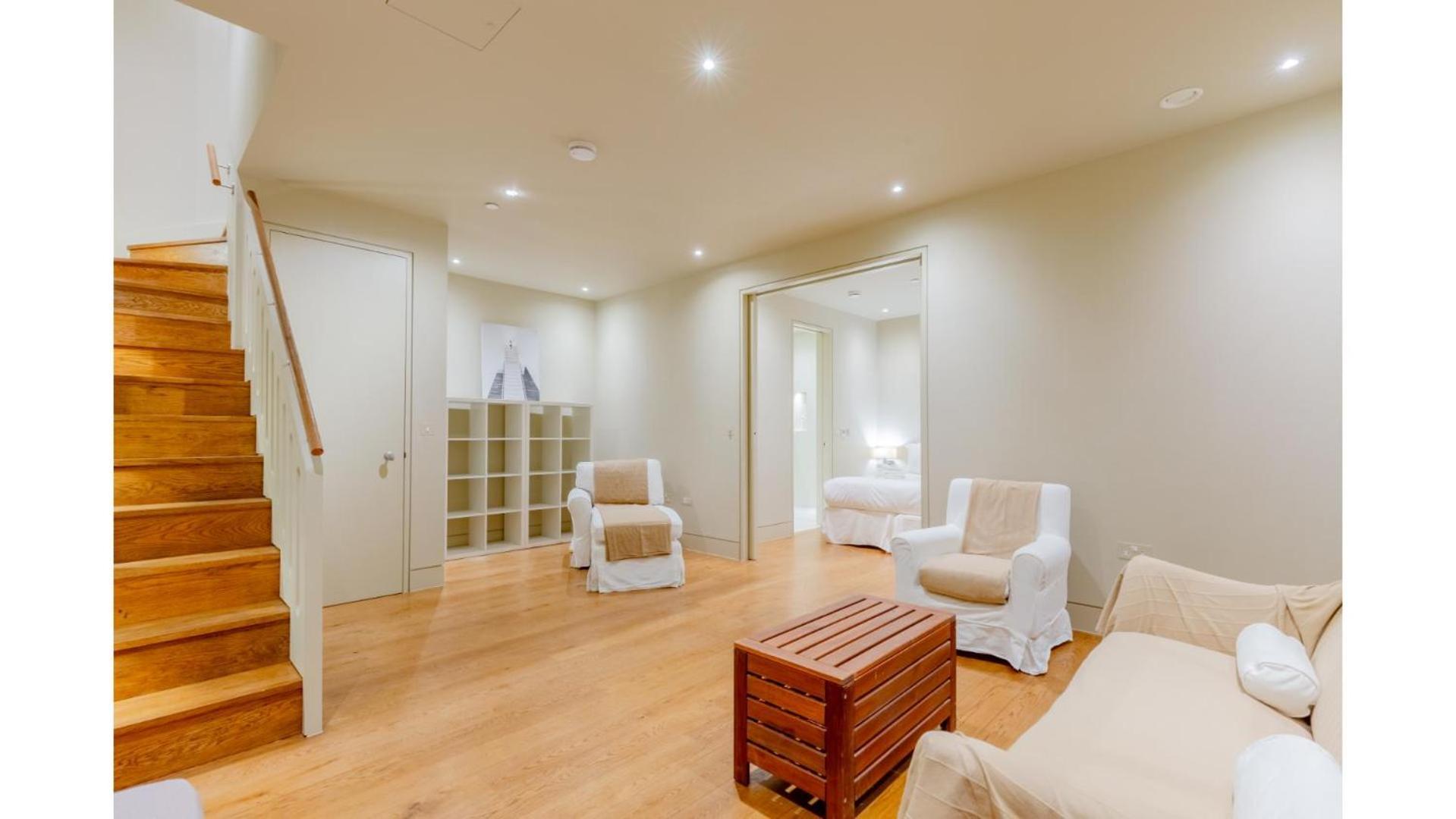 Sublime 4bd House Behind V&a South Kensington Leilighet