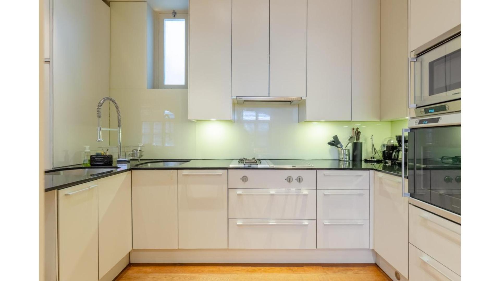 Sublime 4bd House Behind V&a South Kensington Leilighet