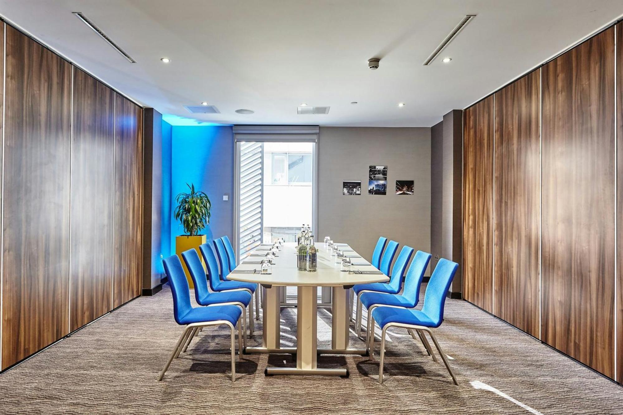 Hotel Montcalm East, Autograph Collection 5*
