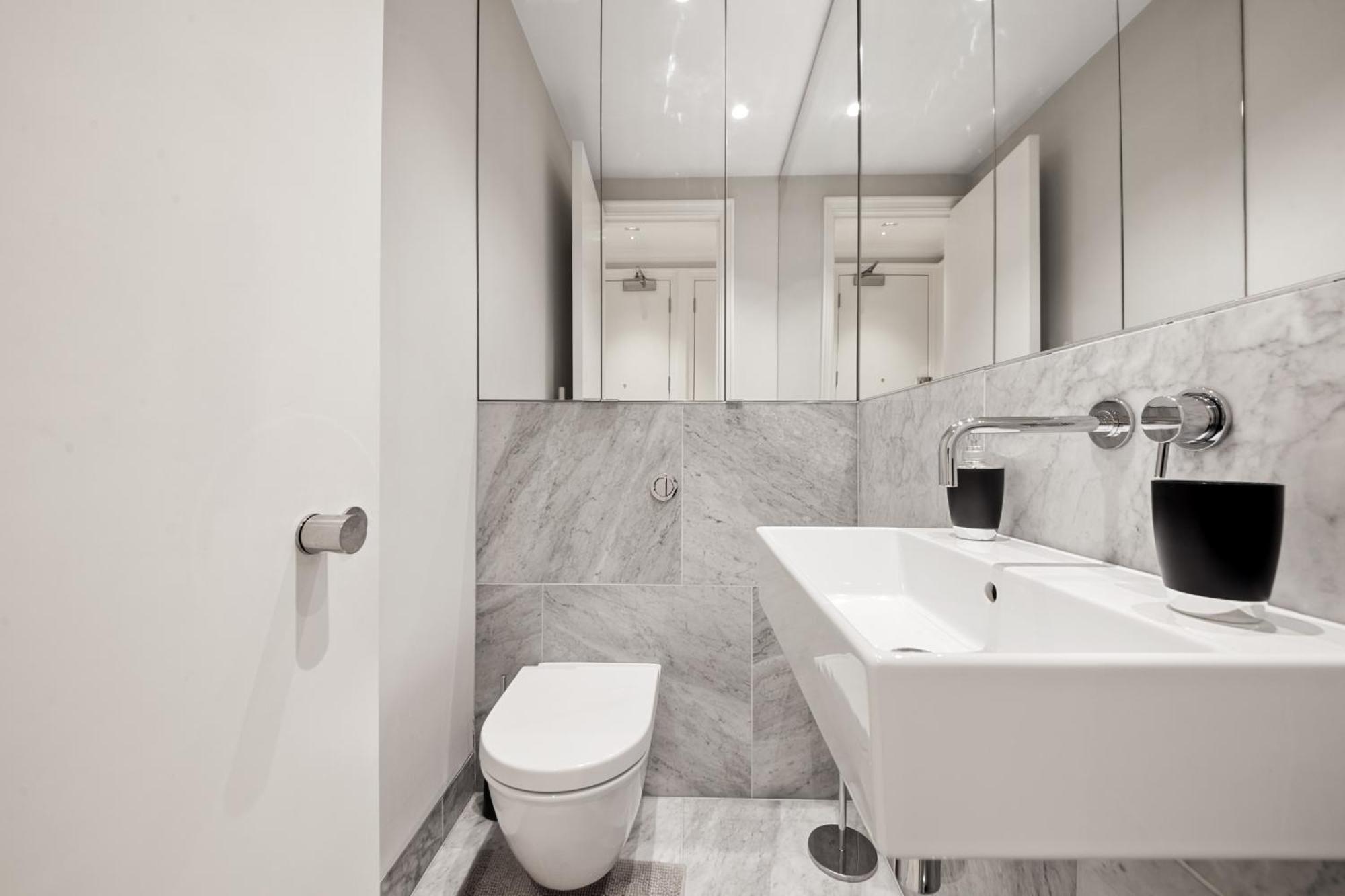 Sg, Chic Covent Garden Apartment