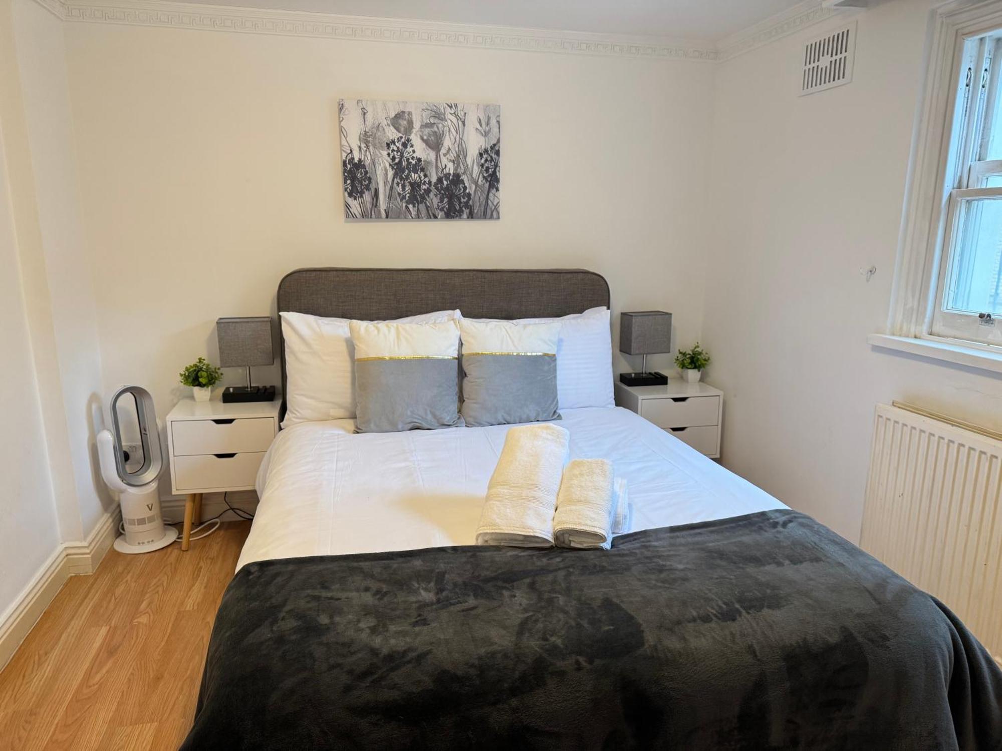 Appartamento Charming And Affordable Flat For 4 People In Baker Street Zone 1 With Breakfast *