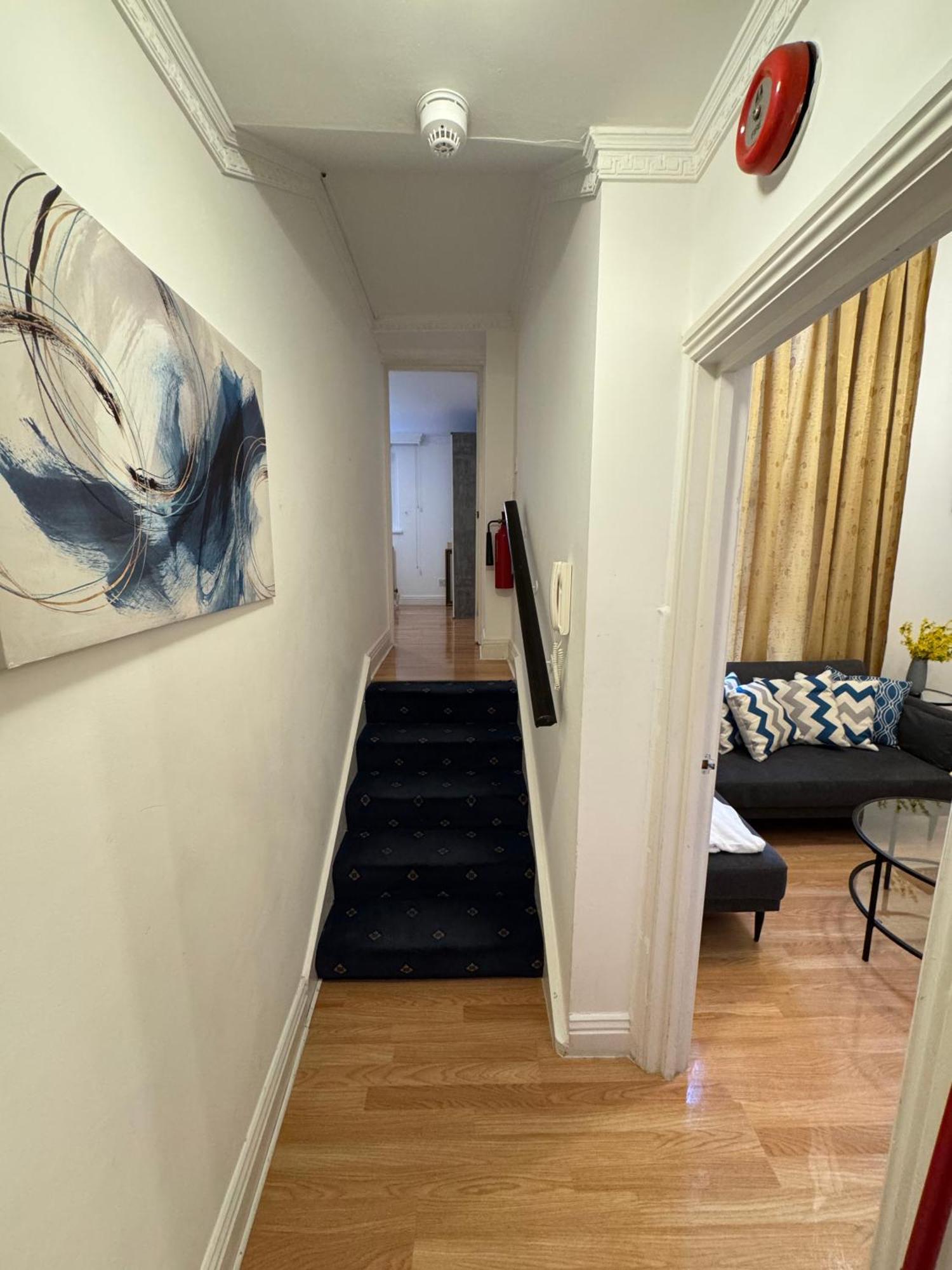 Appartamento Charming And Affordable Flat For 4 People In Baker Street Zone 1 With Breakfast *