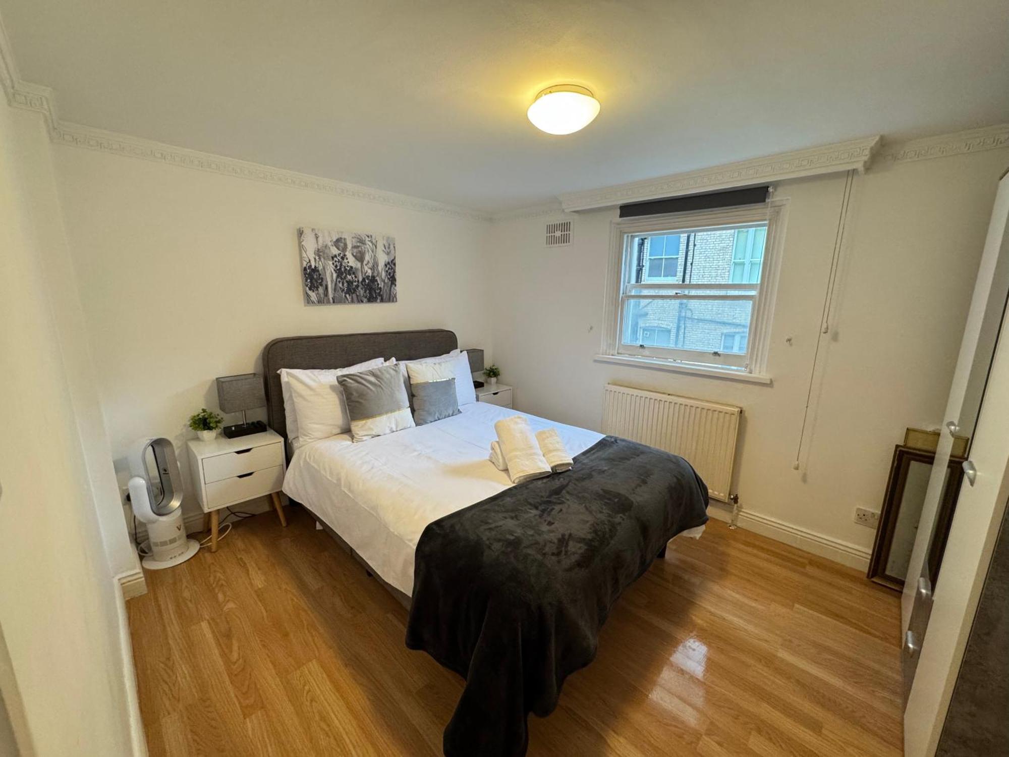 Charming And Affordable Flat For 4 People In Baker Street Zone 1 With Breakfast * Londra