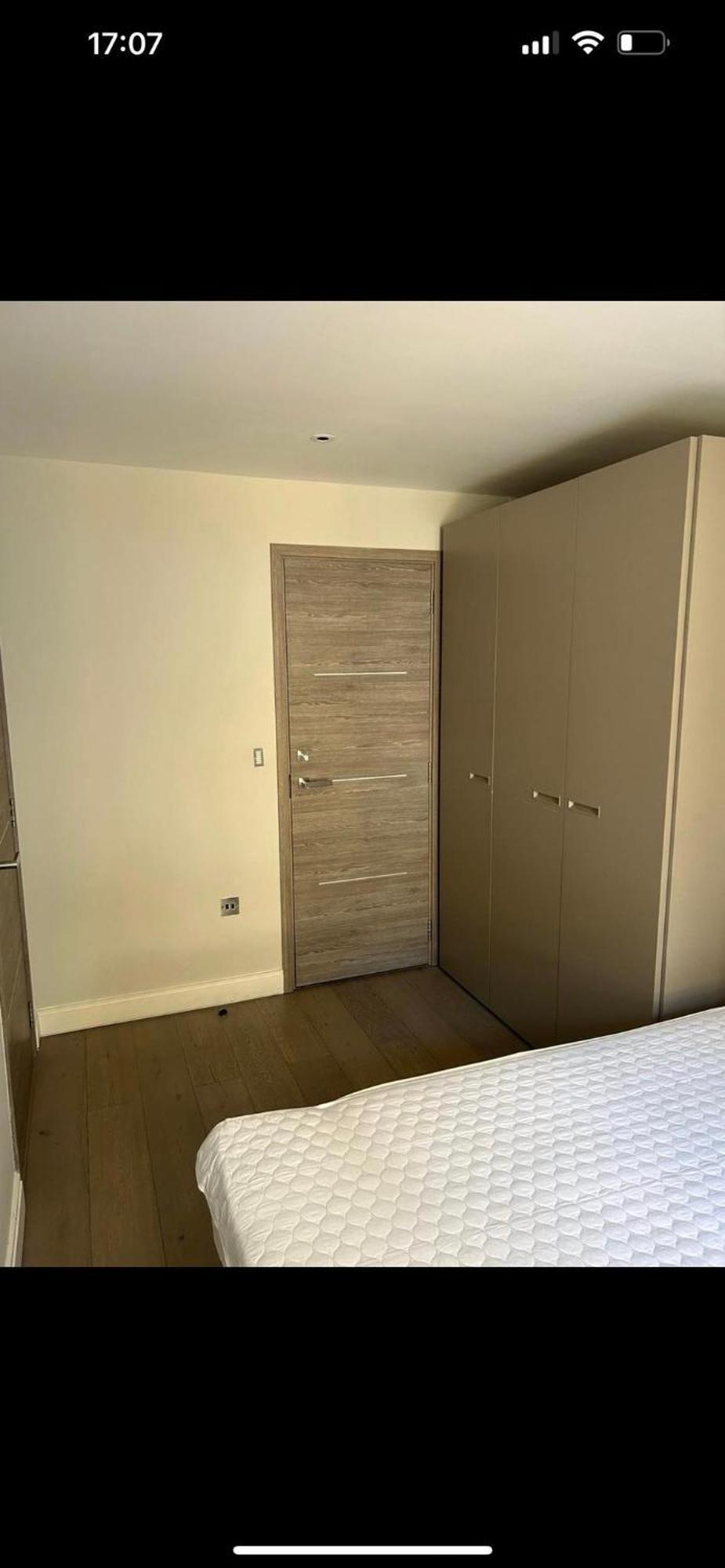 A Stunning 2 Bed Flat To Let In Victoria Lägenhet