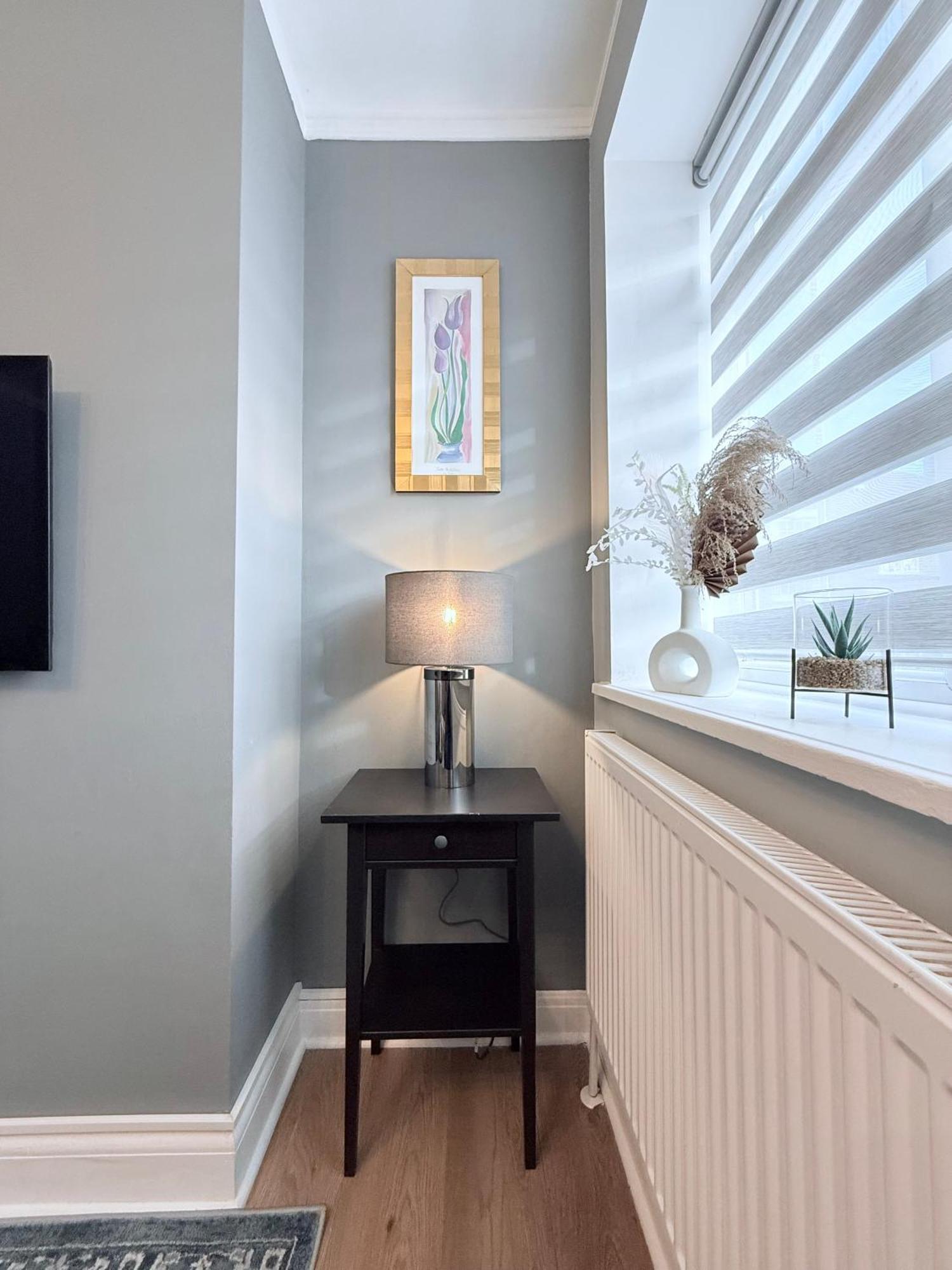 Staylondon - Sleeps 6 With Free Parking - Tourist, Concerts & Matches Apartment London