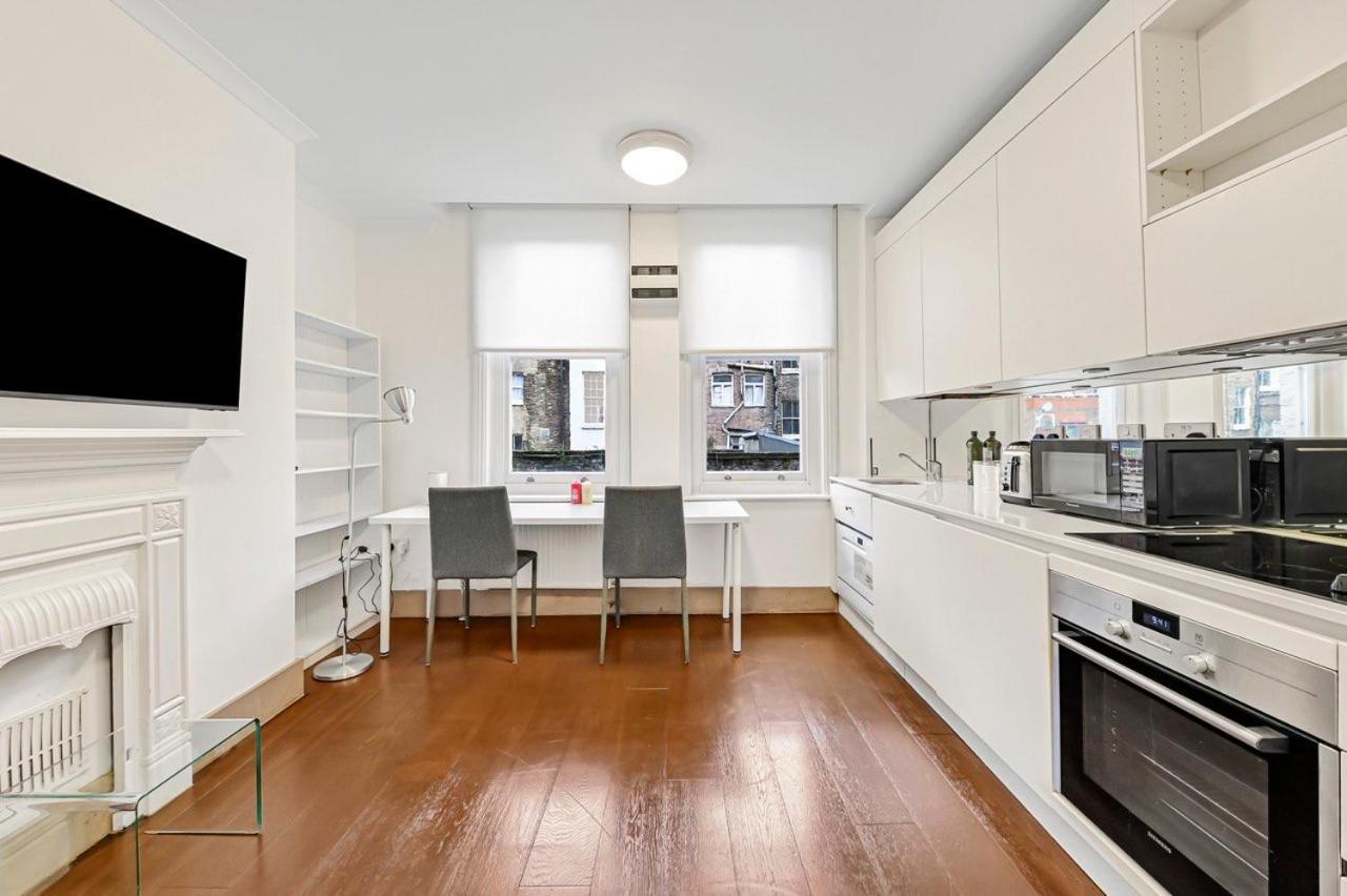 Charming 1br Retreat In The Heart Of Lejlighed
