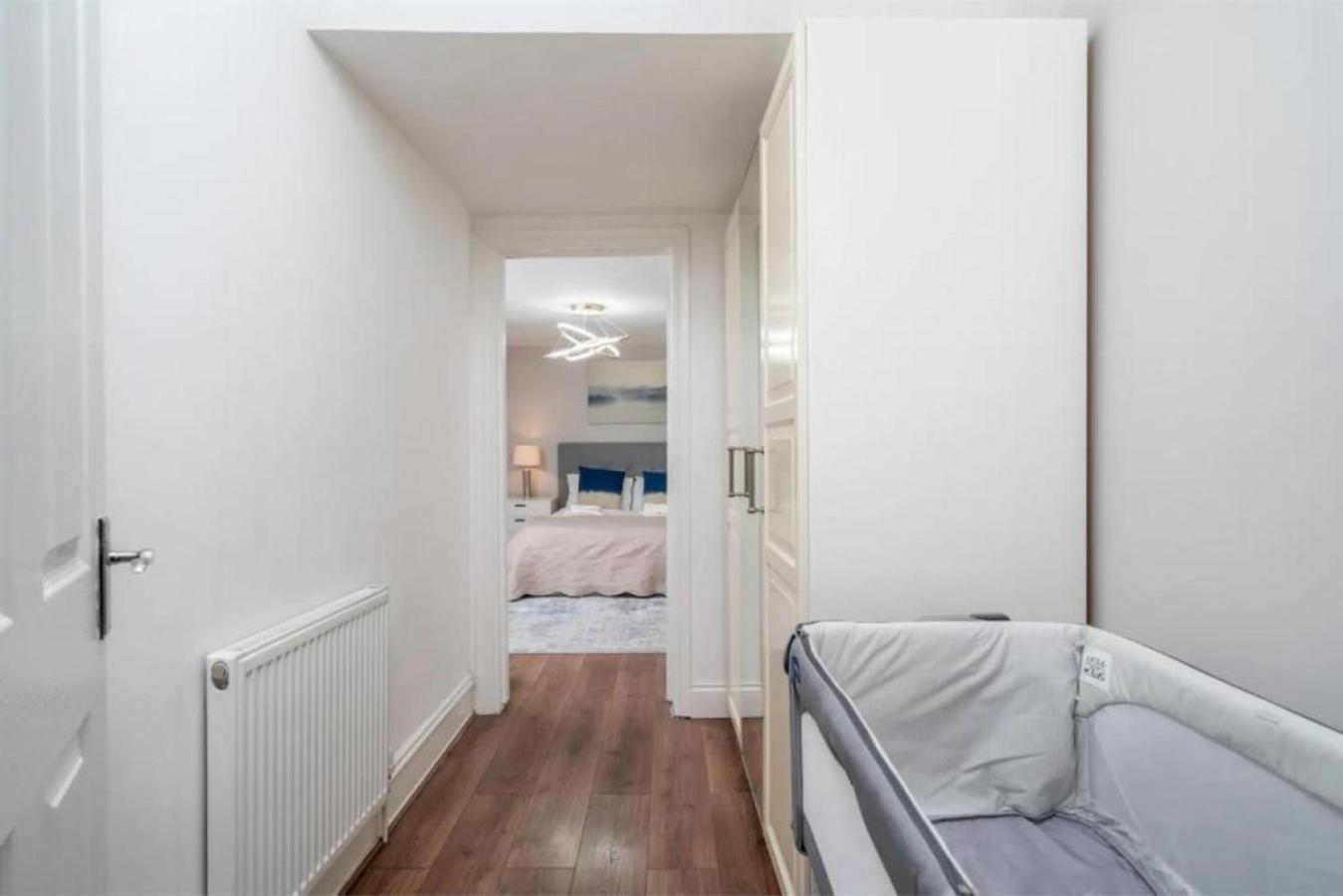 Stunning 2bed 2bath In Earls Court Sleeps Six * London