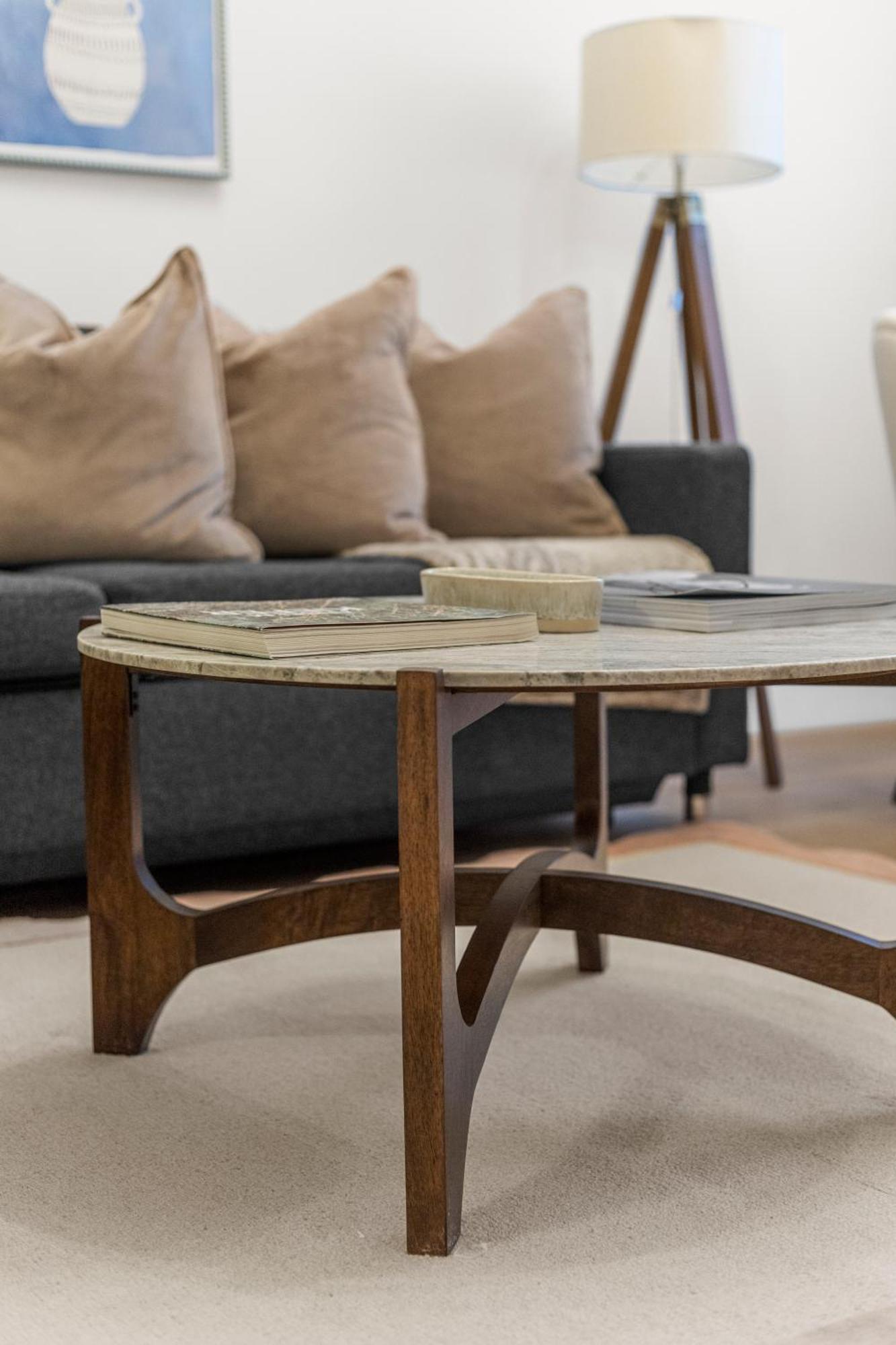 Chic 2-bed In Prime Apartment