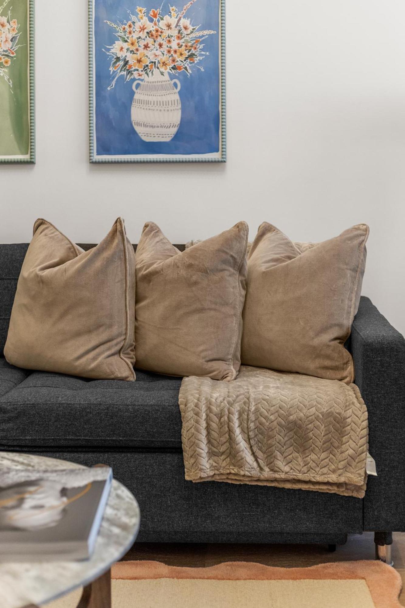 Chic 2-bed In Prime * Londra