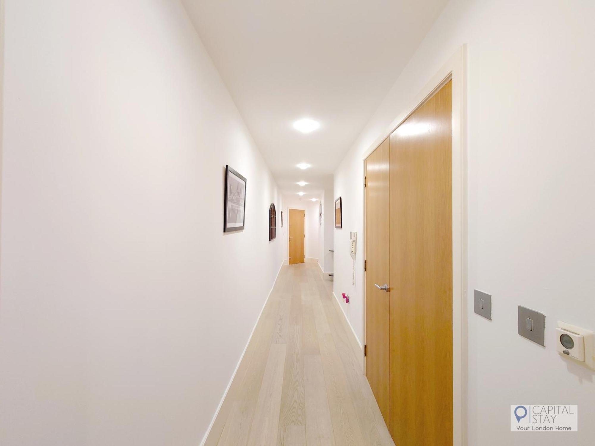 3 Bed Serviced In Battersea - River Views * Londen