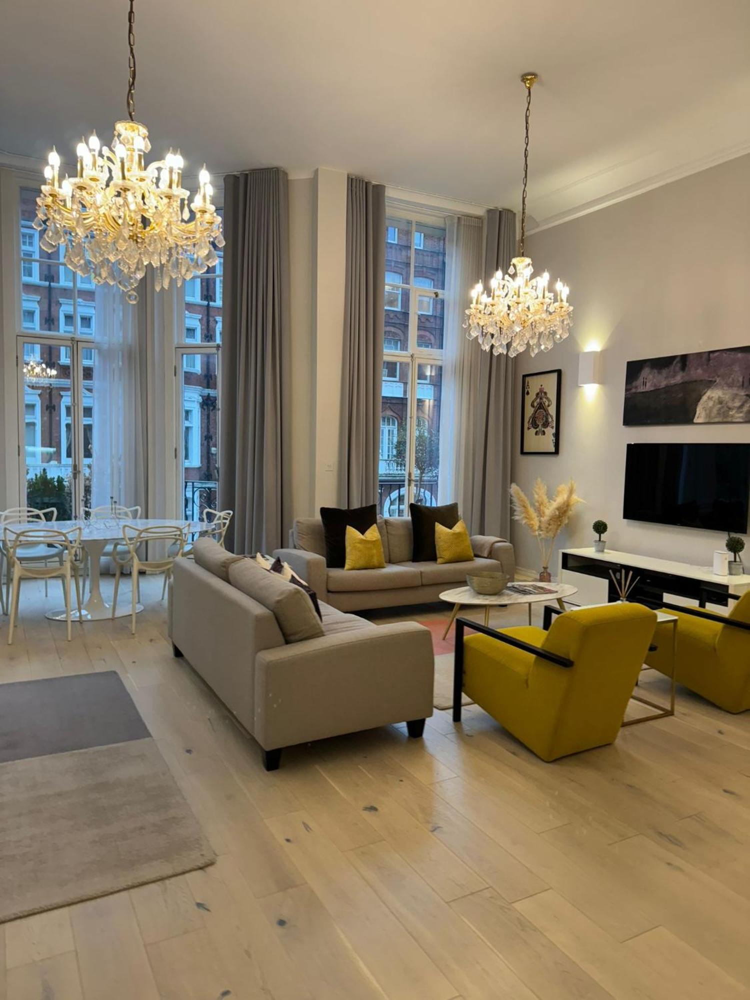 Luxury First Floor Flat In Knightsbridge Londen